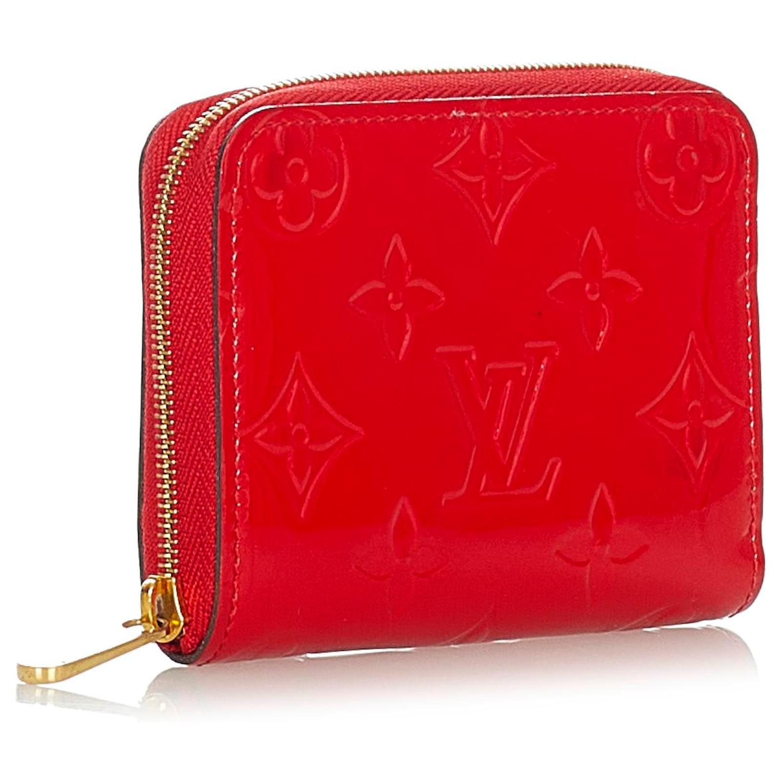 Louis Vuitton Red Vernis Zippy Coin Pouch Leather Patent leather ref.341098  - Joli Closet