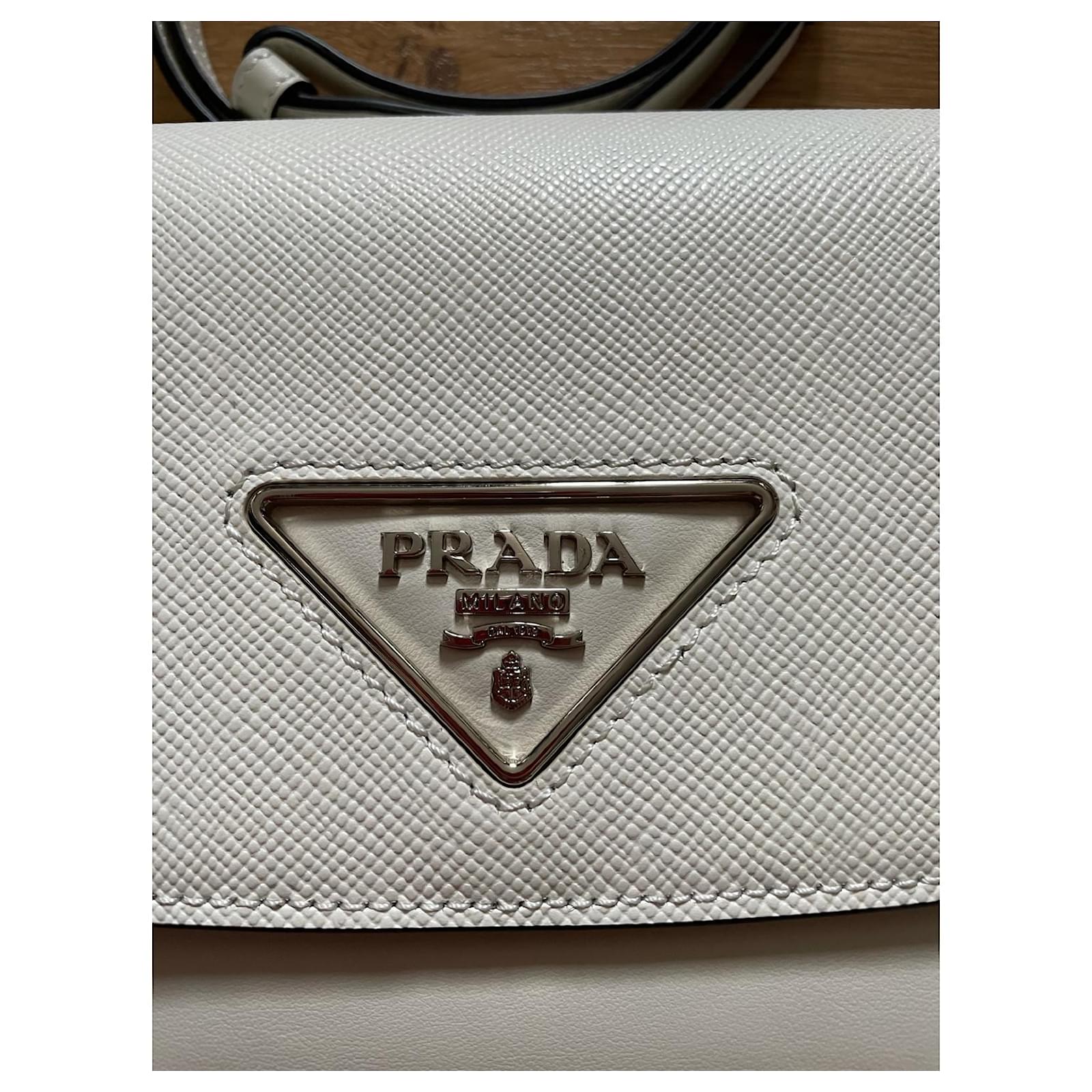 Prada shoulder bag in Saffiano leather, White ref.341386 - Joli Closet