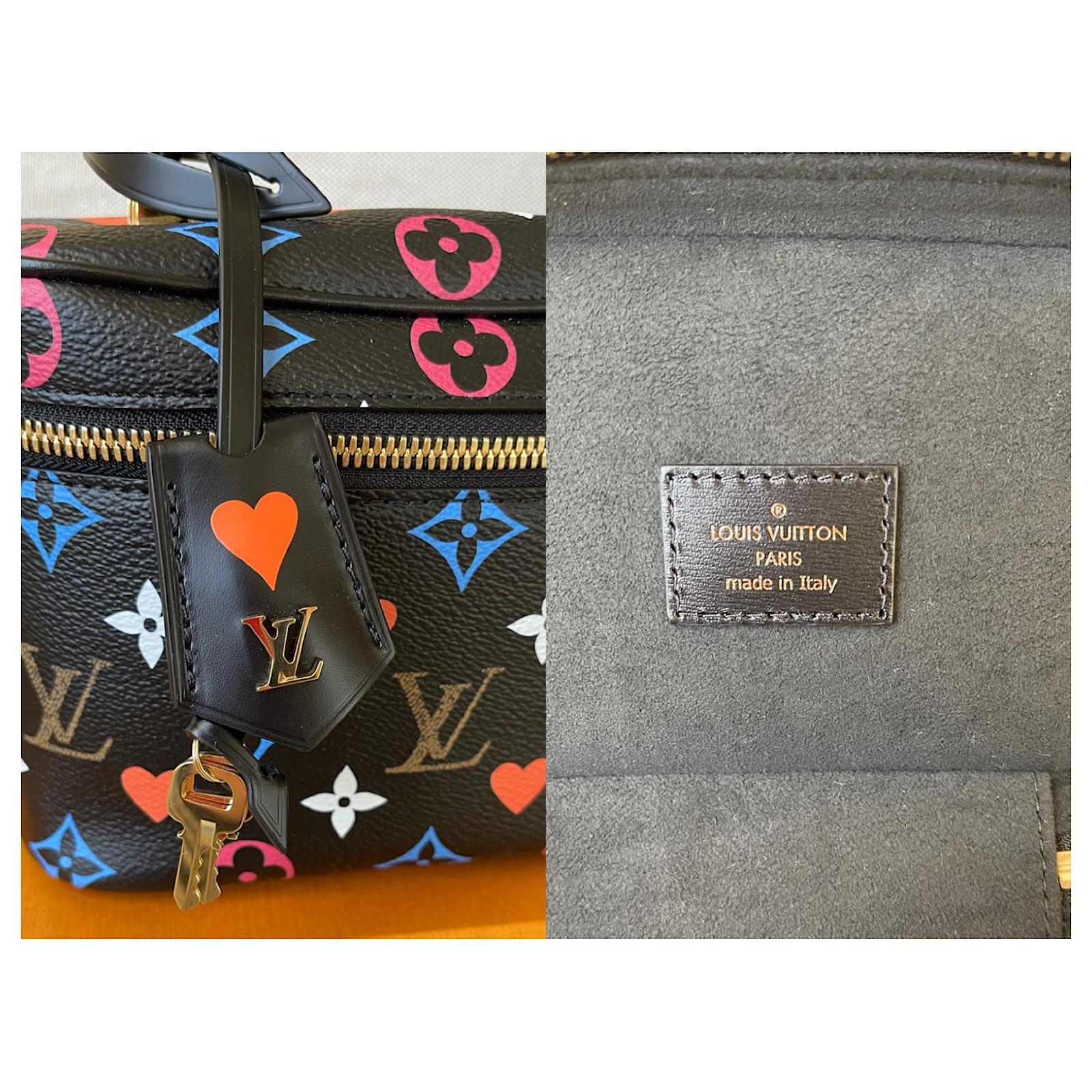 Vanity cloth handbag Louis Vuitton Black in Cloth - 36035754