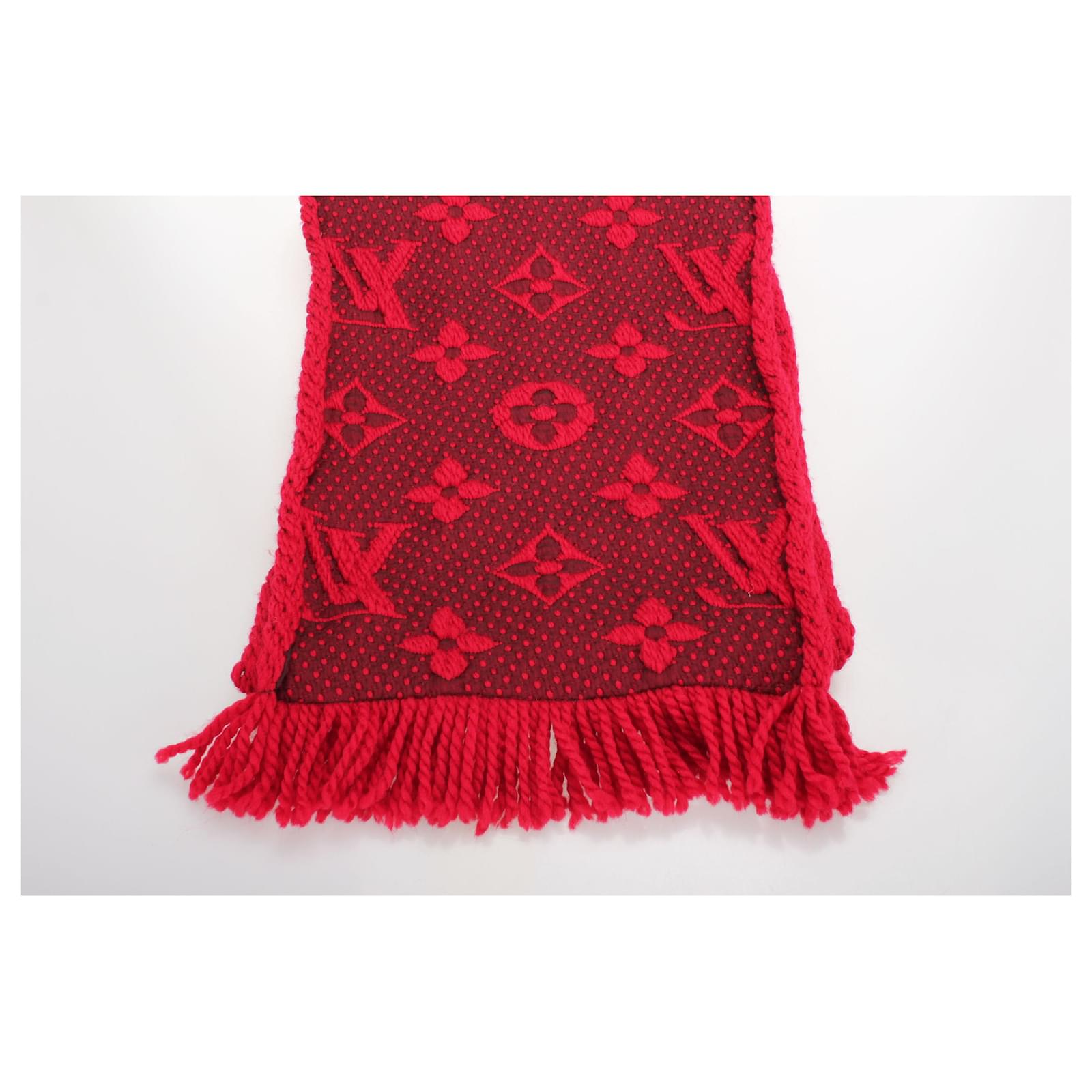 Louis Vuitton Muffler Lv Ehalps Logocomania M72432 In red Cashmere Wool  ref.349747 - Joli Closet