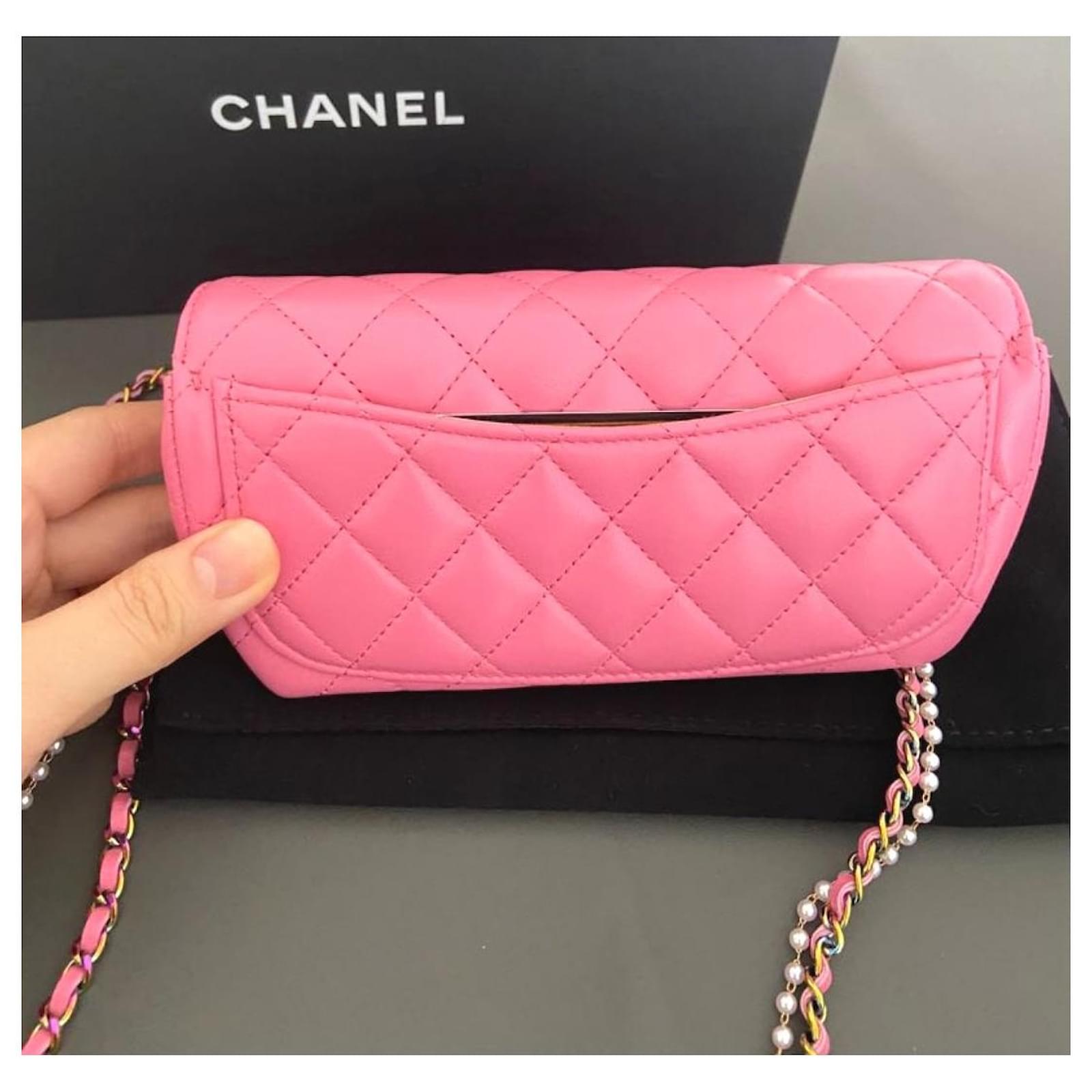 Chanel pink lambskin mini case bag with pearl and chain strap Leather  ref.352091 - Joli Closet
