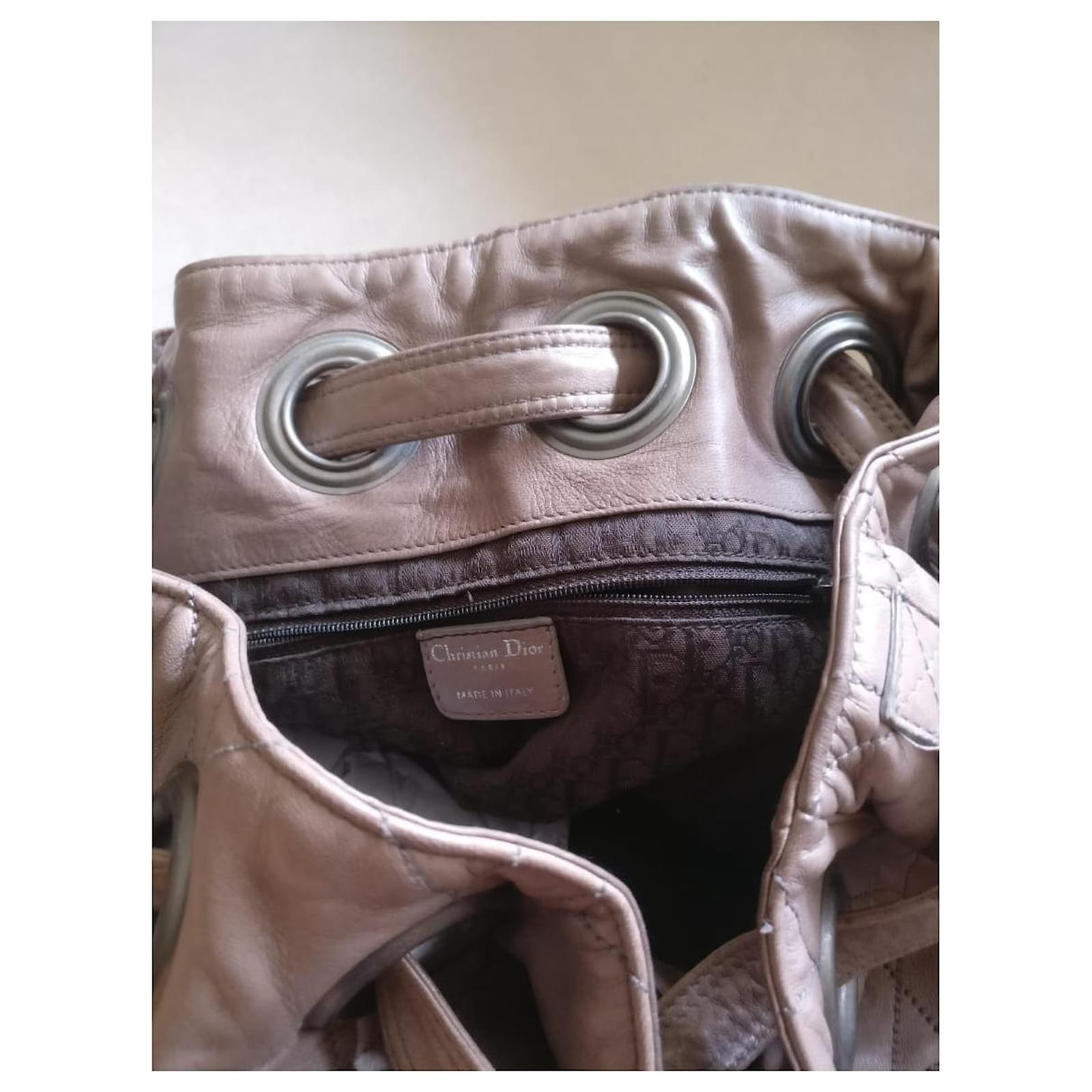 Dior Bucket bag Black Leather ref.35216 - Joli Closet
