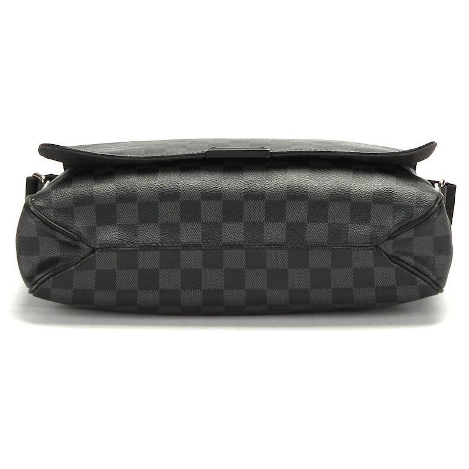 Bandolera Louis Vuitton negra black LOGO – phamadripshop