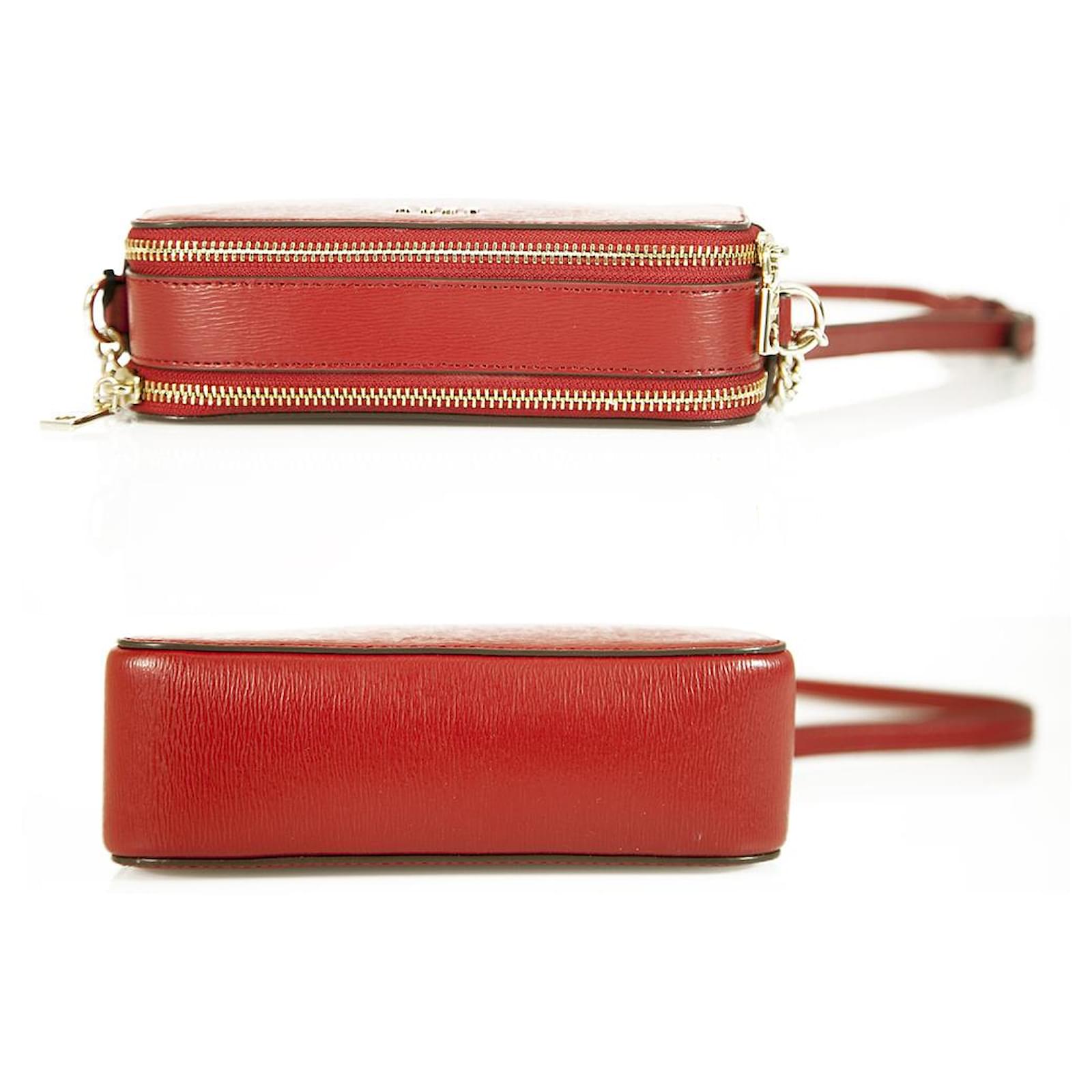 DKNY Donna Karan Camera Red Leather Messenger Shoulder Bag Crossbody  ref.355732 - Joli Closet