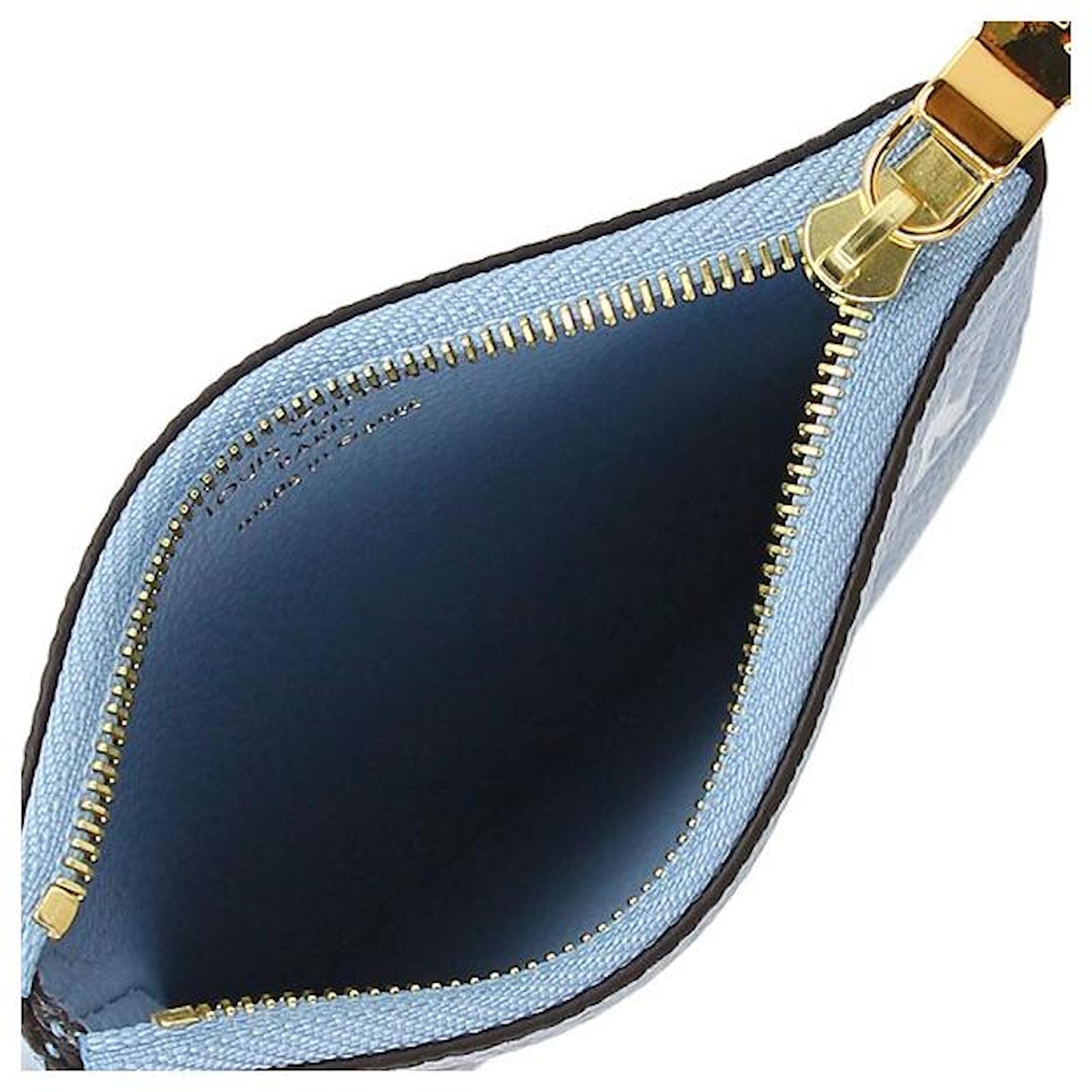 Louis Vuitton Clutch bags Pink Yellow Light blue Leather ref.357306 - Joli  Closet