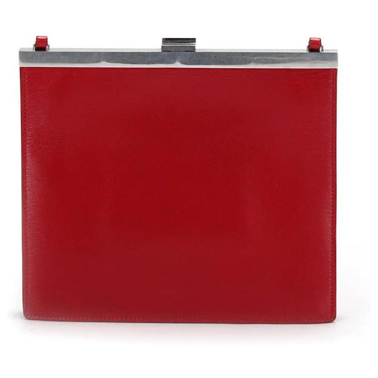 C line Shoulder Bag Red Leather Ref 358838 Joli Closet c-line-shoulder-bag-red-leather-ref-358838-joli-closet