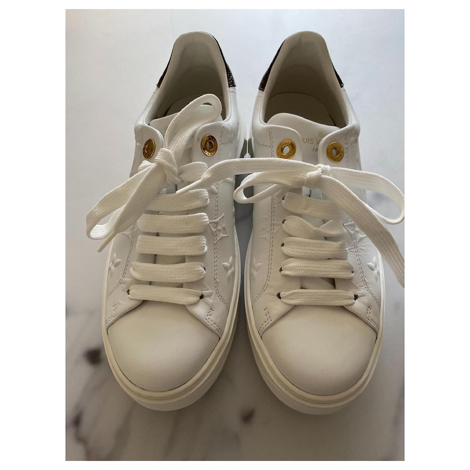 Louis Vuitton Supreme Sneakers White Leather ref.47440 - Joli Closet