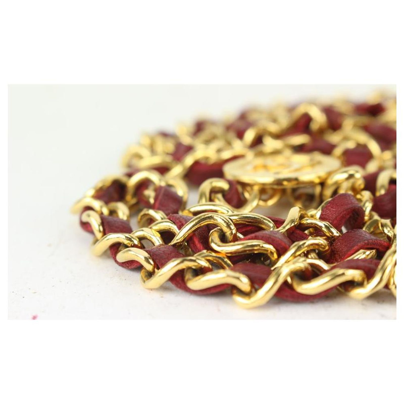 Autre Marque Chanel Red x Gold Interlaced CC Logo Triple  display picture 2