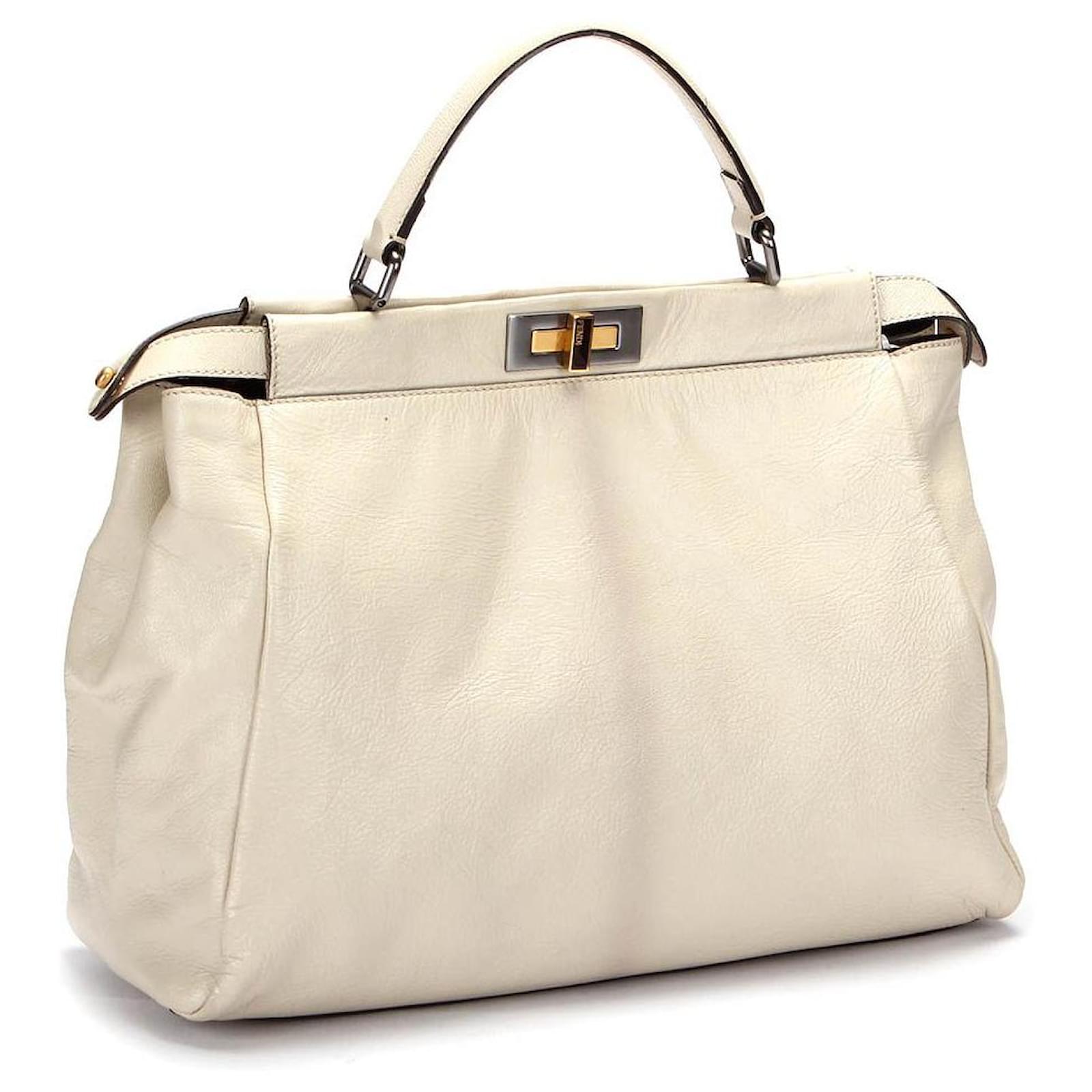 Fendi Leather Large Peekaboo White ref.360395 - Joli Closet