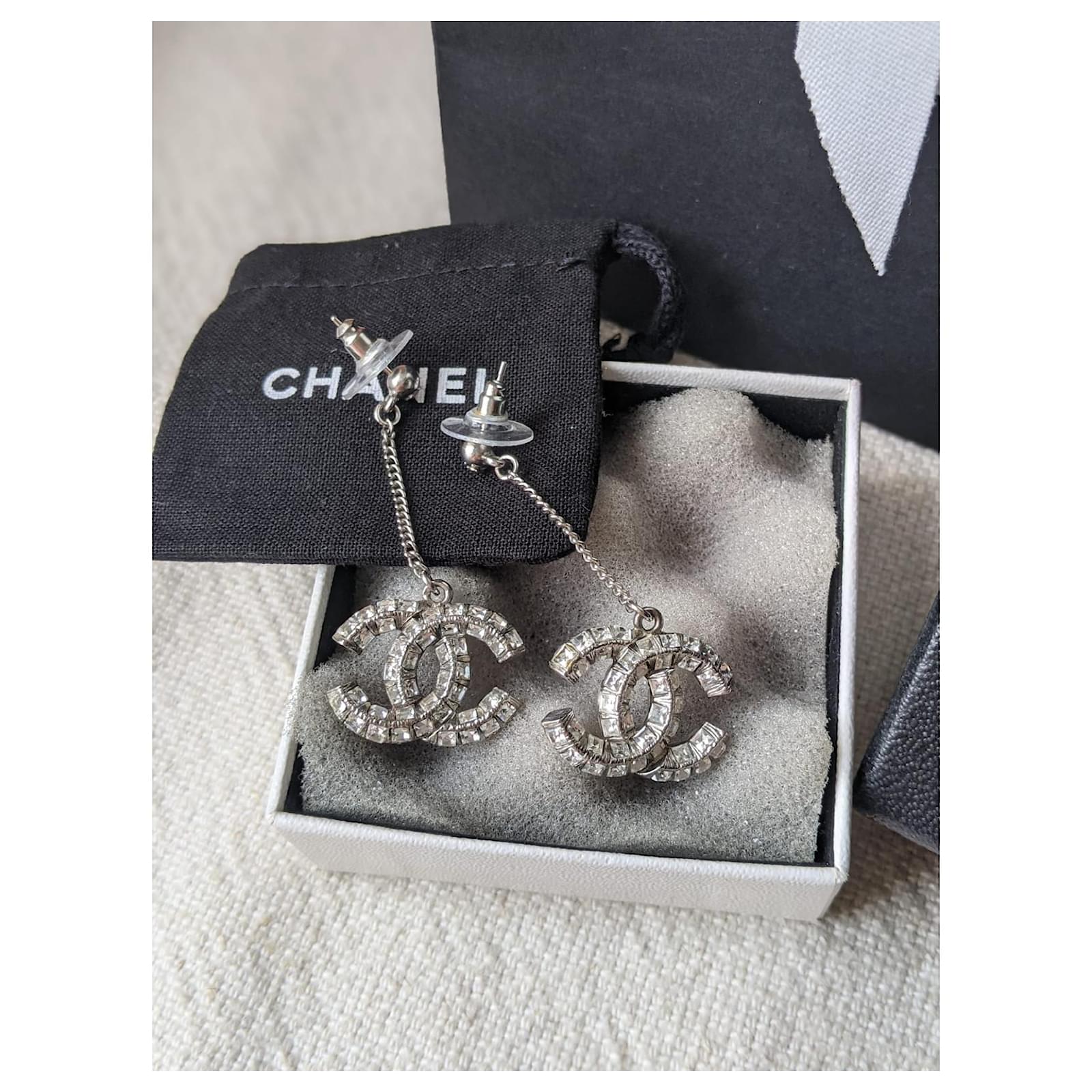 Chanel CC Logo Baguette Crystal SHW Dangling Earrings Box Silver hardware  Metal ref.361040