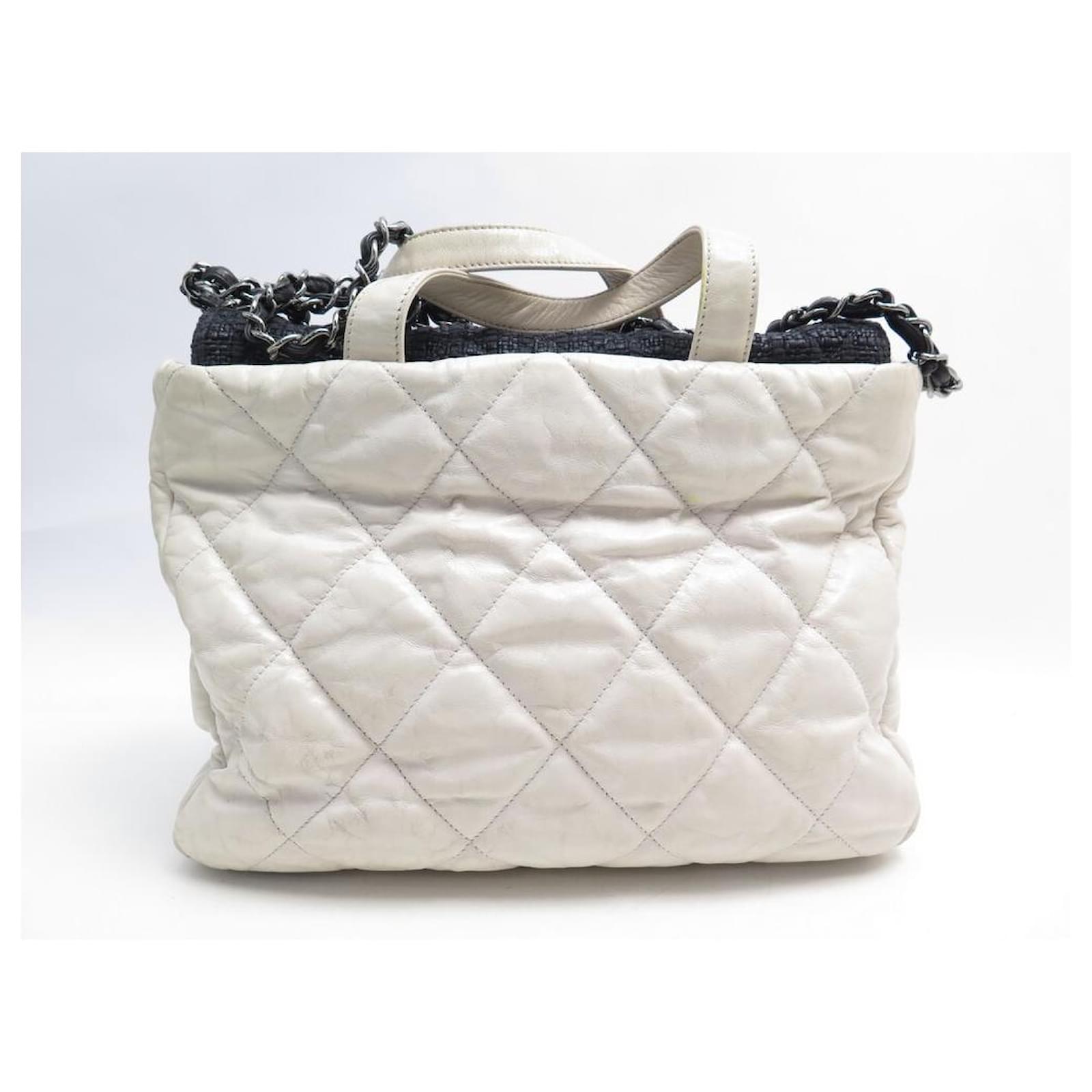 CHANEL CABAS SHOPPING HANDBAG CC LOGO WHITE QUILTED LEATHER