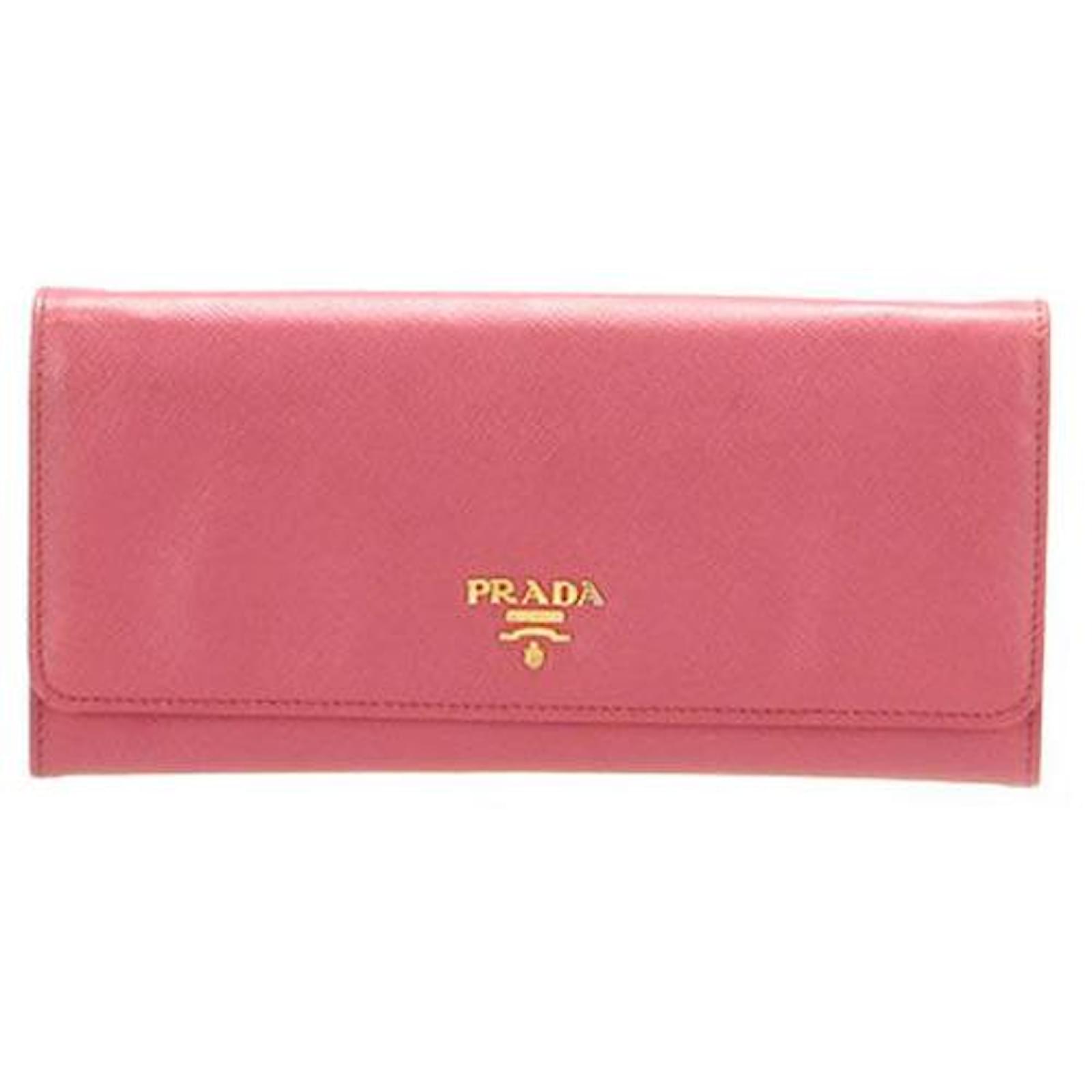 Prada Saffiano Wallet On Chain in pink calf leather leather