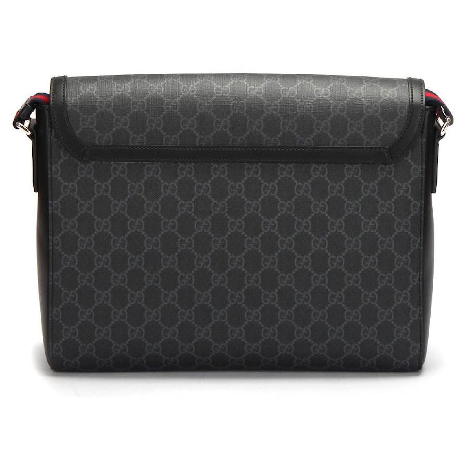 Louis Vuitton GG Supreme Night Courrier Messenger Bag in black  coated/waterproof canvas Cloth ref.368498 - Joli Closet