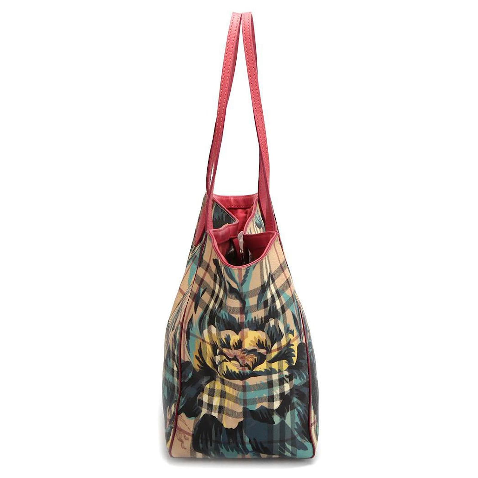 Burberry Haymarket Check Peony Rose Canter Tote Bag in multicolor  coated/waterproof canvas Multiple colors Cloth ref.368513 - Joli Closet