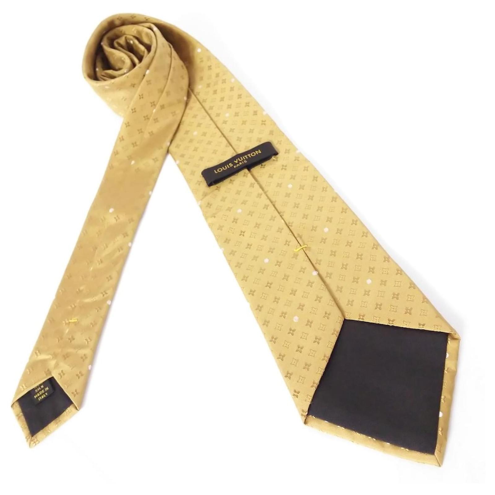Louis Vuitton Tie Golden Silk ref.368910 - Joli Closet