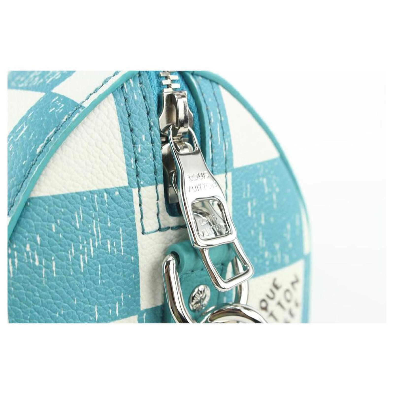 Autre Marque Louis Vuitton Turquoise Damier City Keepall Bandouliere  Leather ref.370943 - Joli Closet