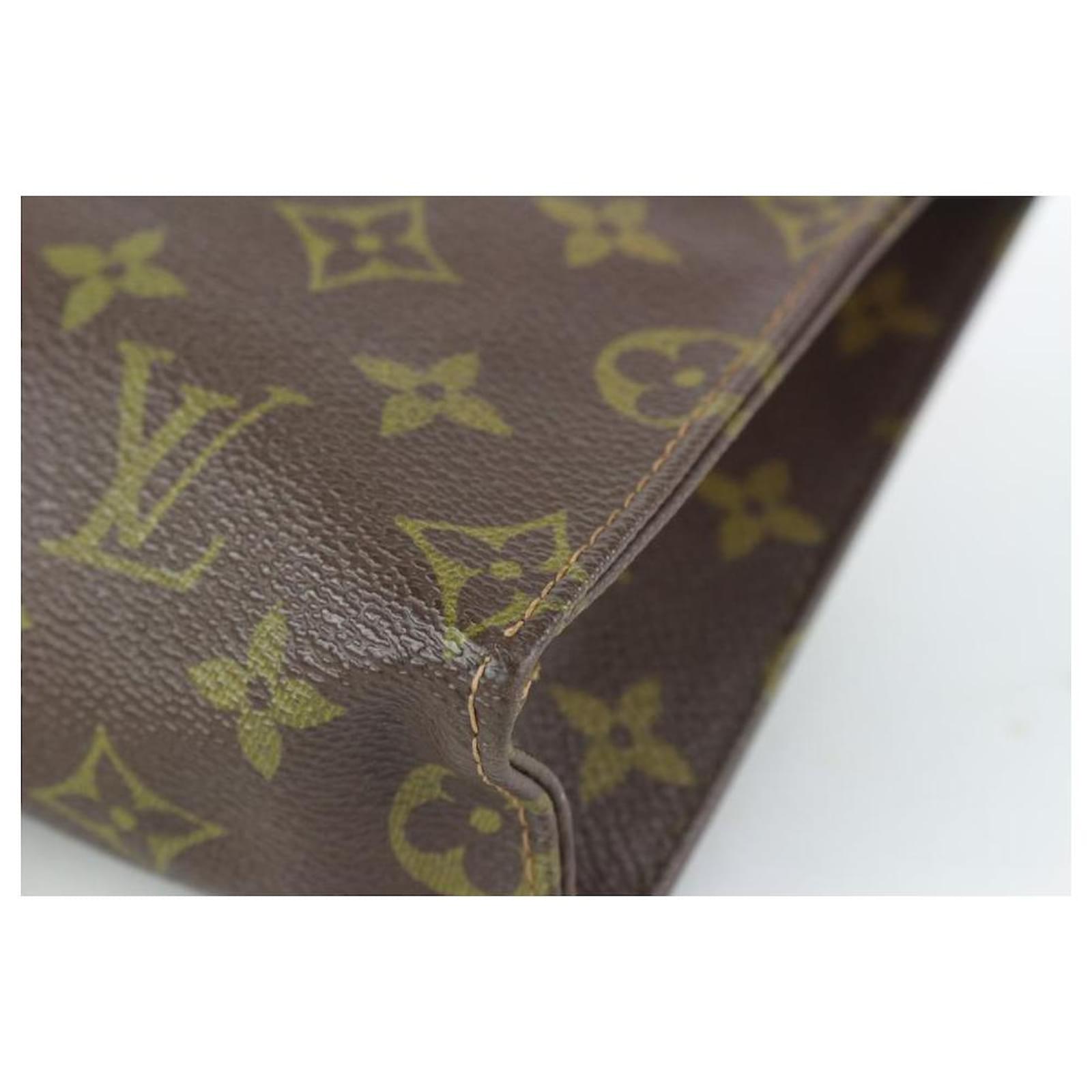 Louis Vuitton Monogram Toiletry Pouch 26 Poche Toilette Cosmetic