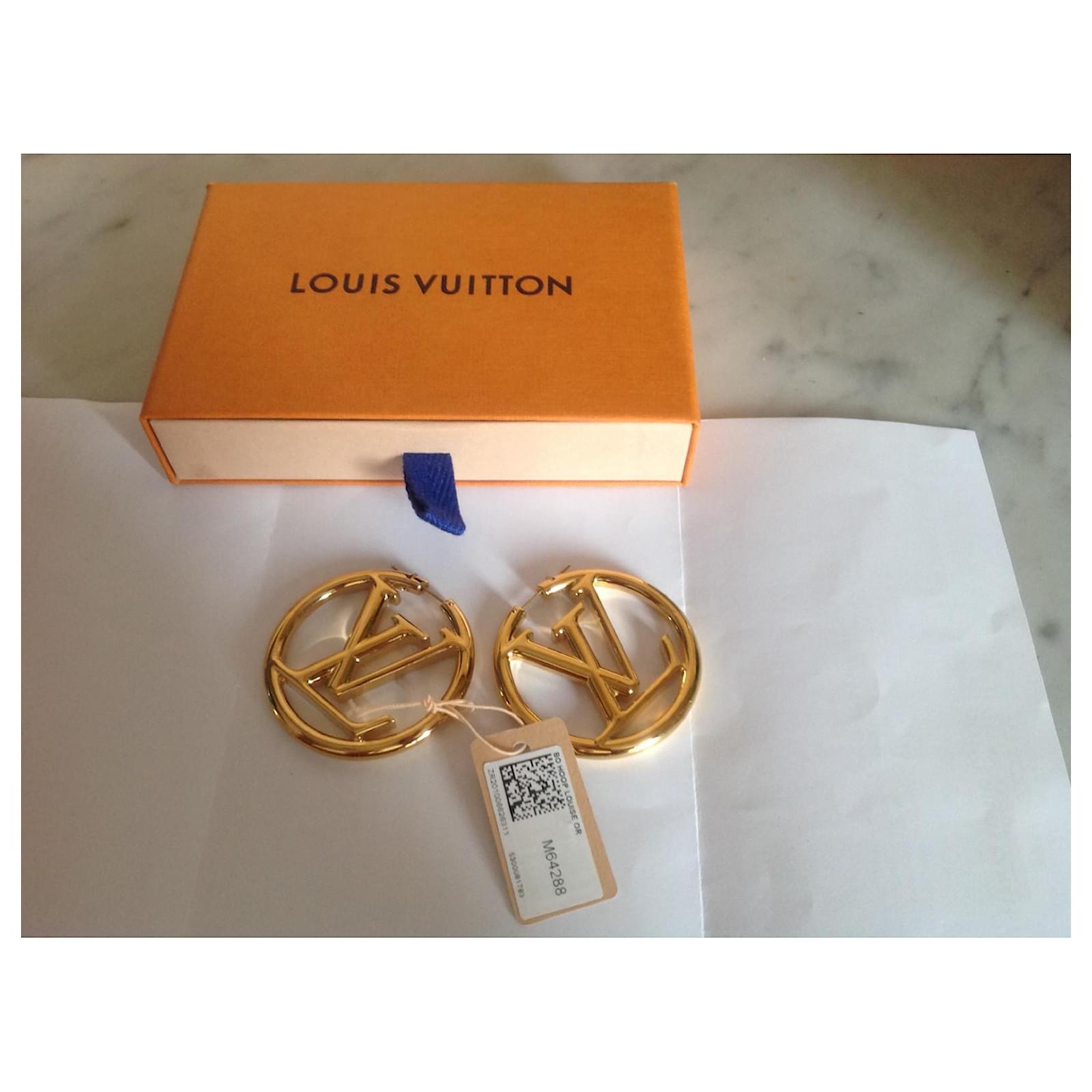 Louis Vuitton Aretes Dorado Metal ref.371826 - Joli Closet