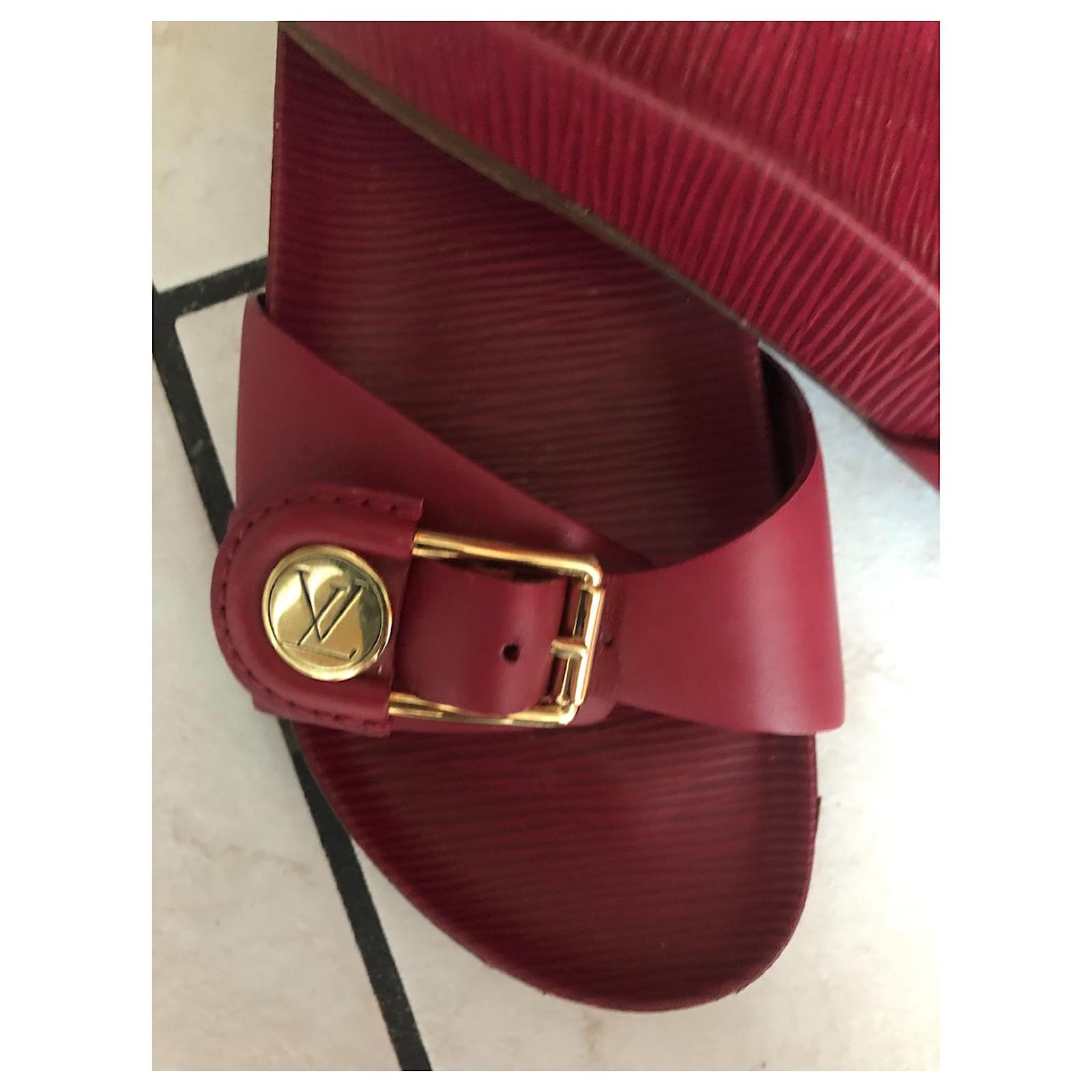 Louis Vuitton Mules Dark red Leather ref.371882 - Joli Closet