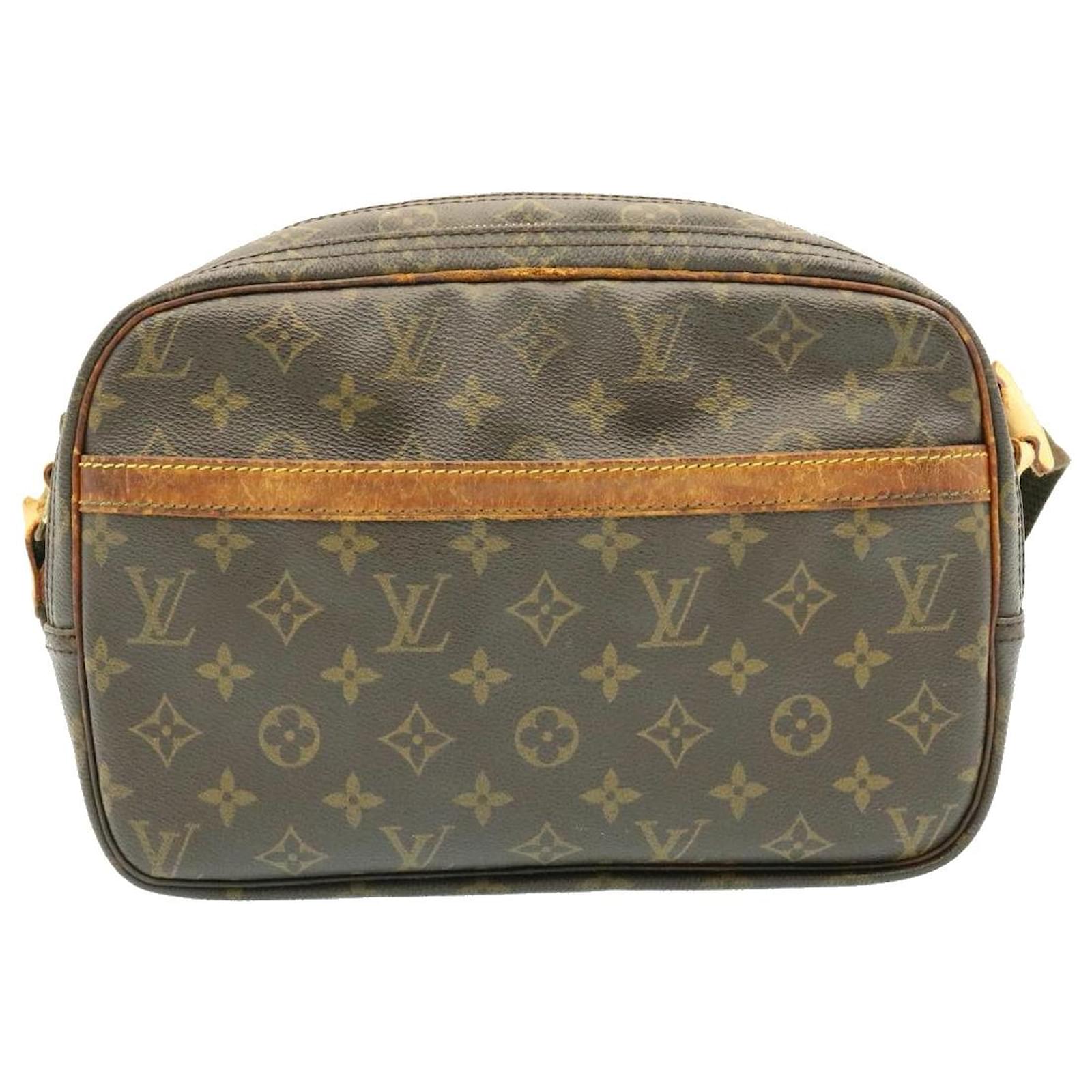 LOUIS VUITTON Monogram Reporter GM Shoulder Bag M45252 LV Auth