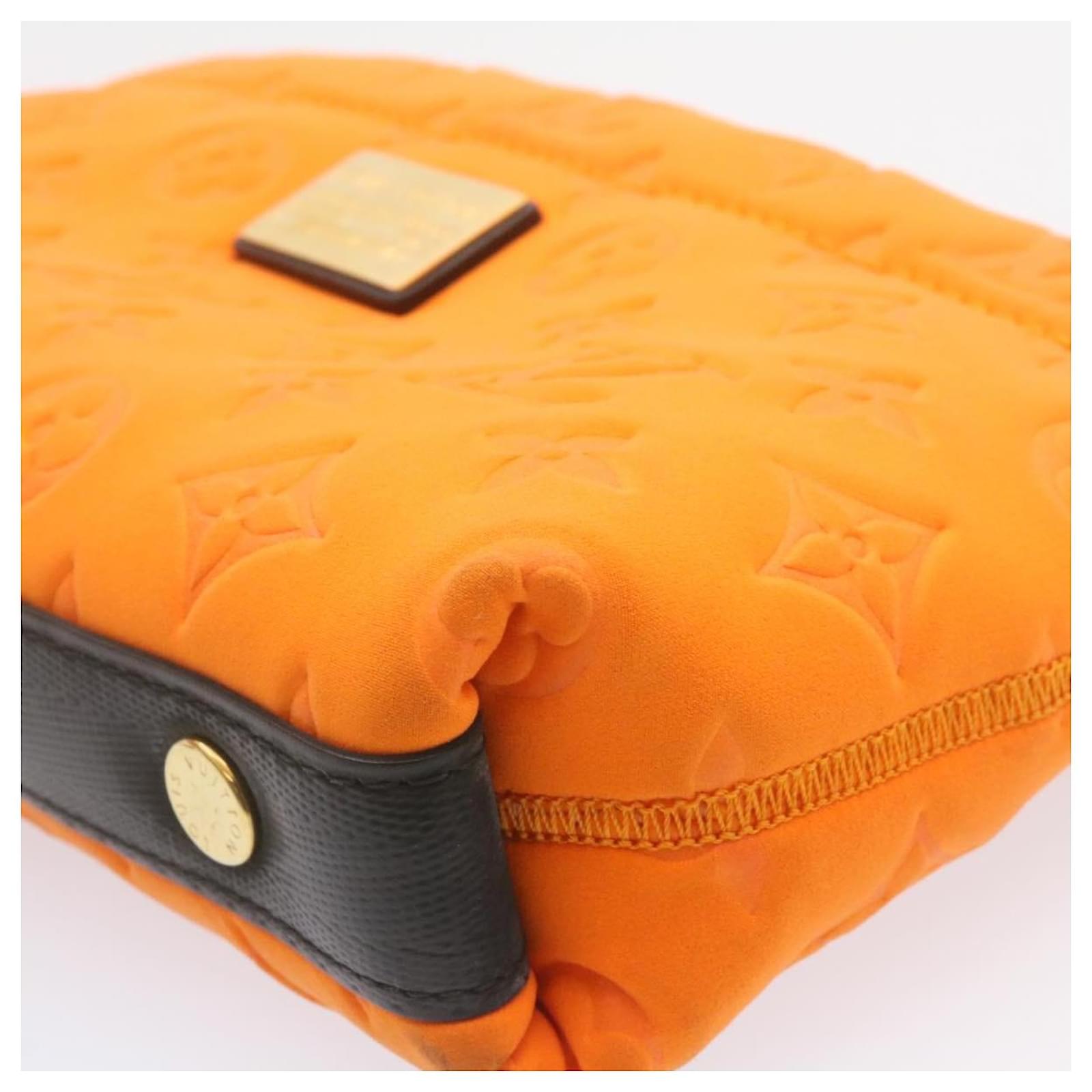 LOUIS VUITTON Monogram Pochette Scuba Clutch Bag Orange M92805 LV Auth  ar4487 ref.372785 - Joli Closet