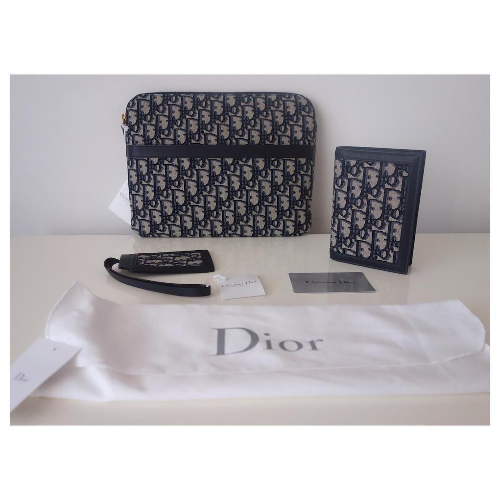 Travel Kit Blue Dior Oblique Jacquard – STYLISHTOP