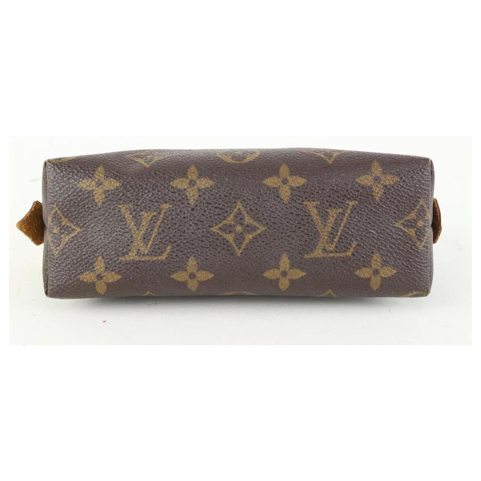 Louis Vuitton Monogram Cosmetic Pouch PM Demi Ronde Toiletry Case Leather  ref.376373 - Joli Closet