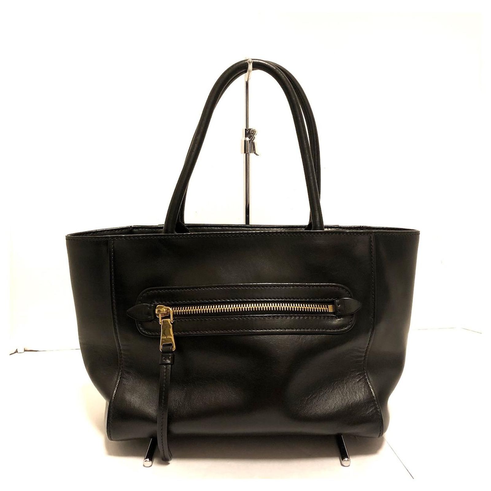 Miu Miu Tote bag Black Leather ref.376930 Joli Closet