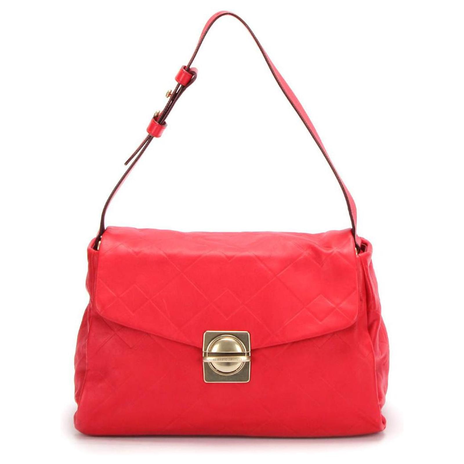 Marc Jacobs Circle in Square Leather Shoulder Bag in red calf leather ...