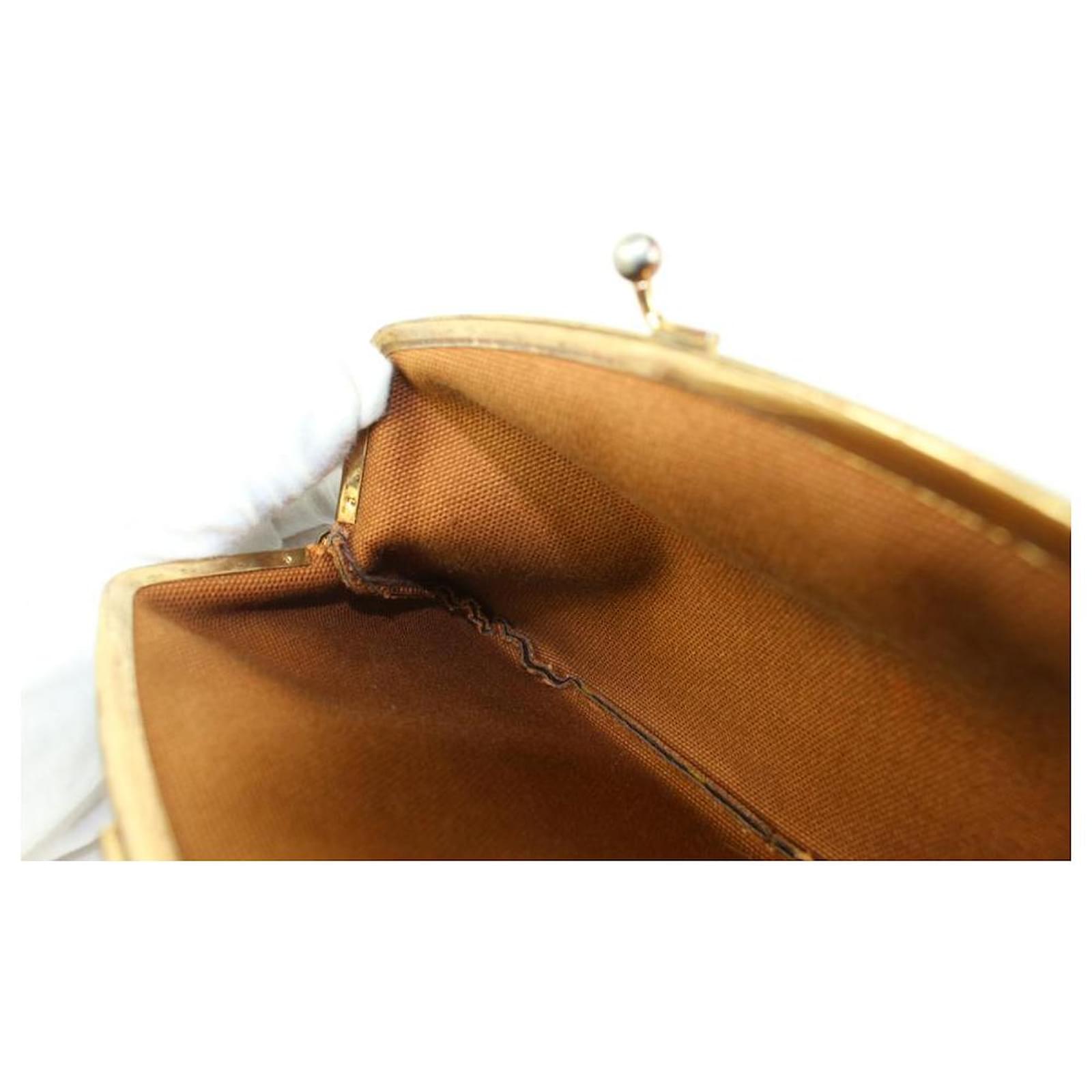 Louis Vuitton Monogram Porte Viennois Kisslock French Twist Wallet Brown  Leather ref.290140 - Joli Closet