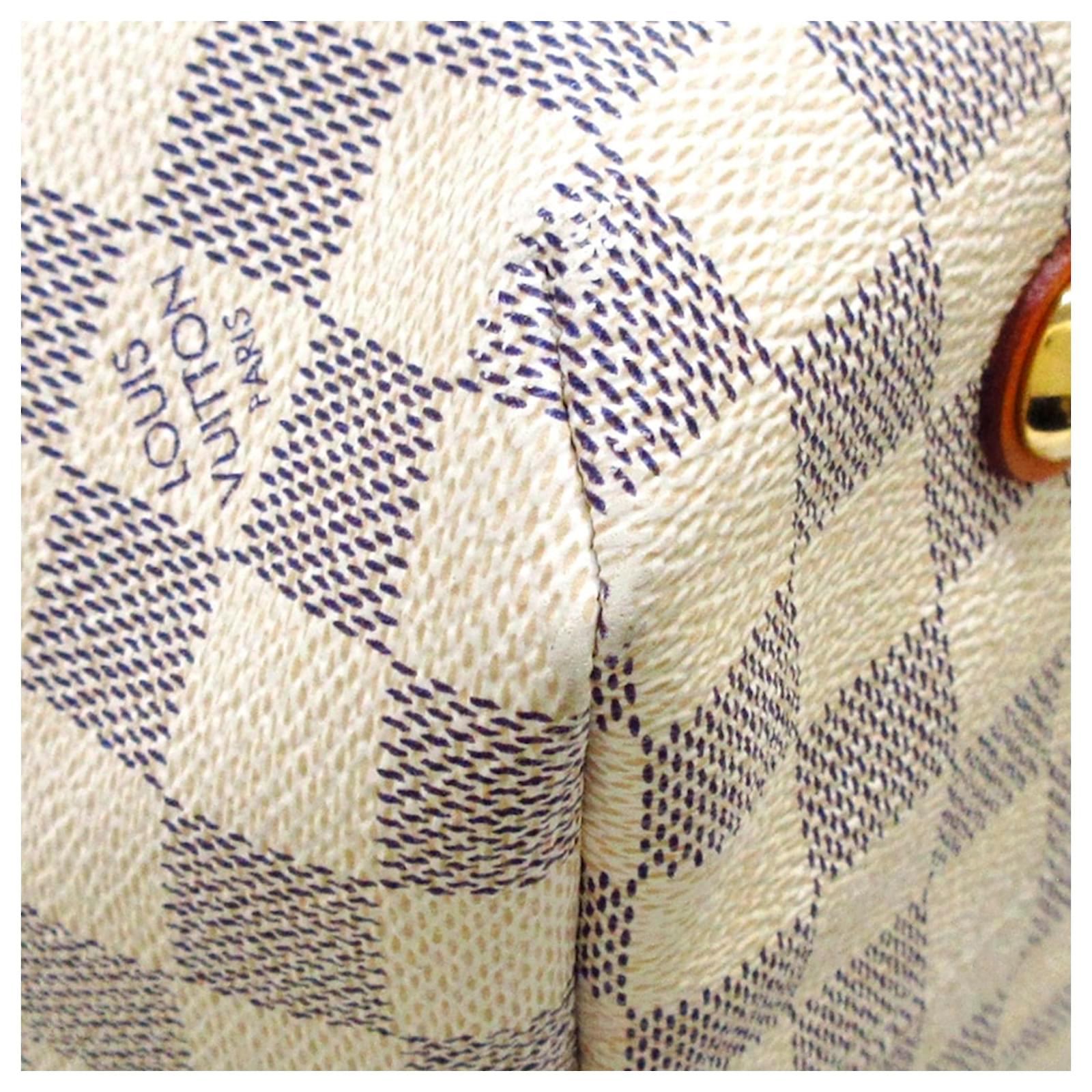 Louis Vuitton White Damier Azur Cabas Adventure MM Cloth ref.378357 - Joli  Closet