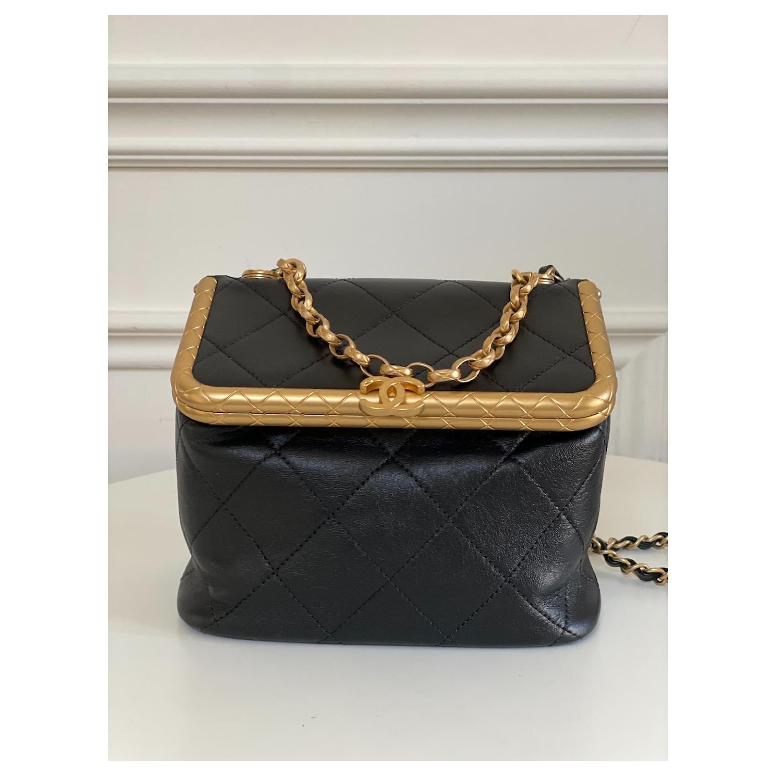 Chanel Kiss Lock “My Crush” bag Black Leather ref.380425 - Joli Closet