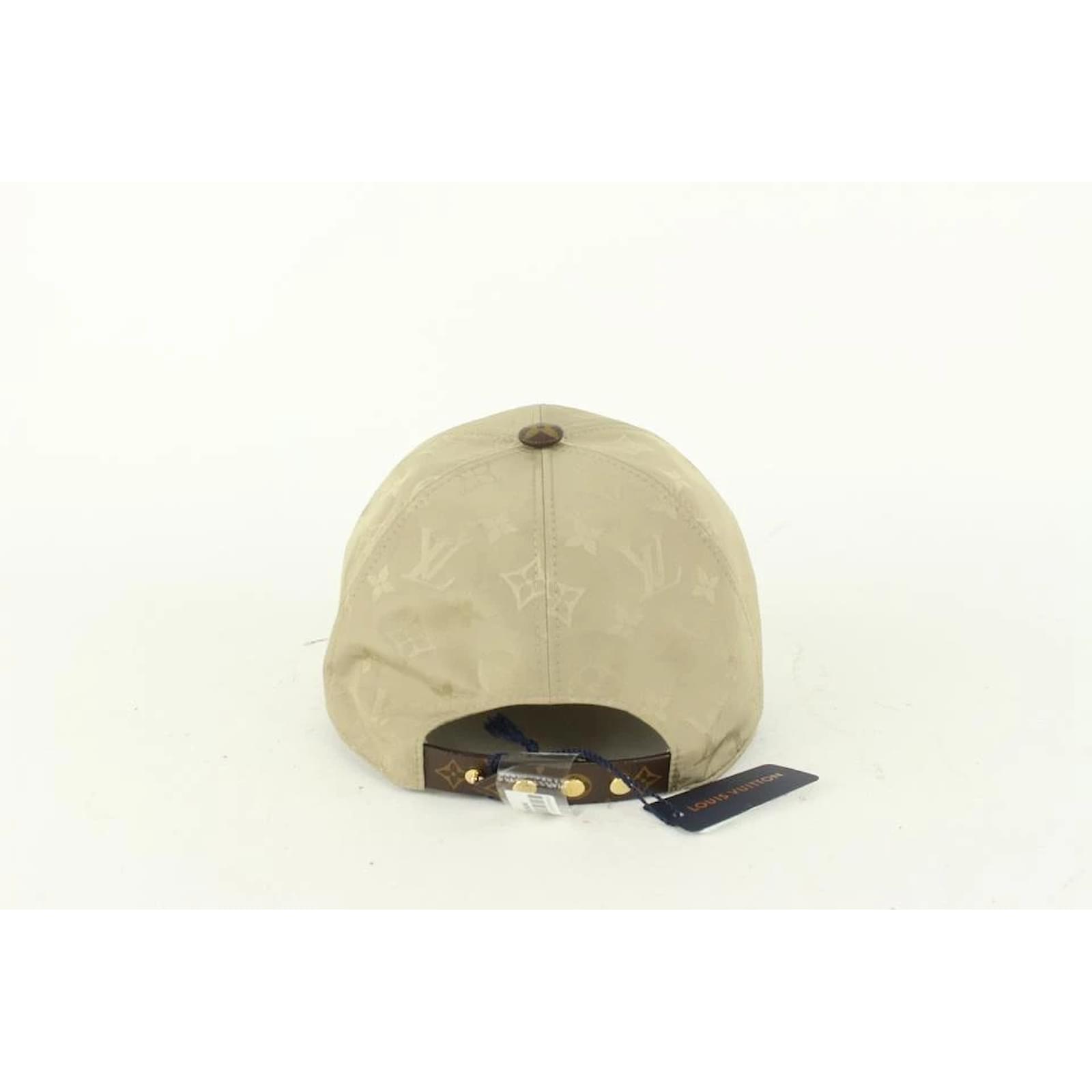Louis Vuitton Size M Monogram Beige x Brown Cap ou Pas Baseball Hat Leather  ref.382110 - Joli Closet