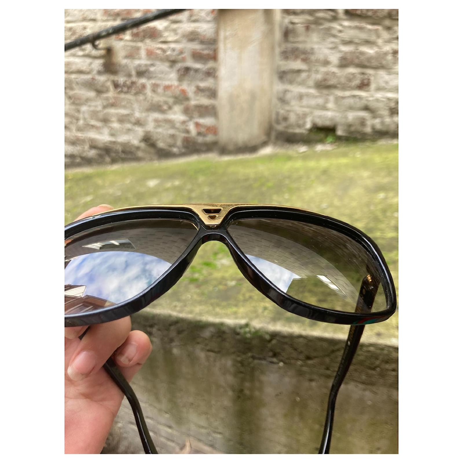 Gafas de sol Louis Vuitton Evidence Millionaire en acetato negro ref.585128  - Joli Closet