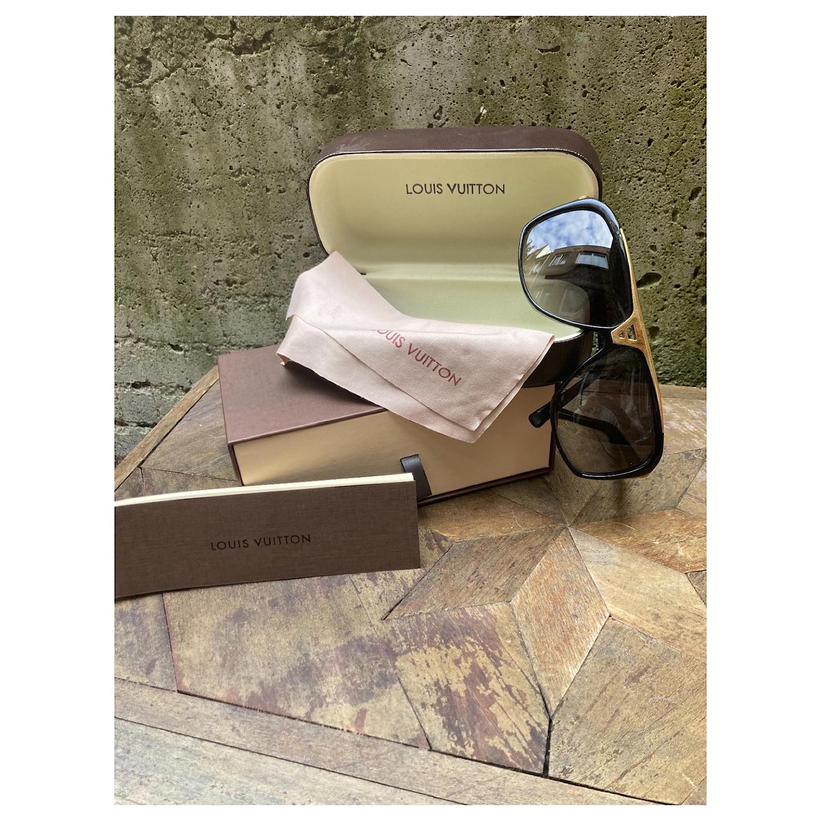 Gafas de sol Louis Vuitton Evidence Millionaire en acetato negro ref.585128  - Joli Closet
