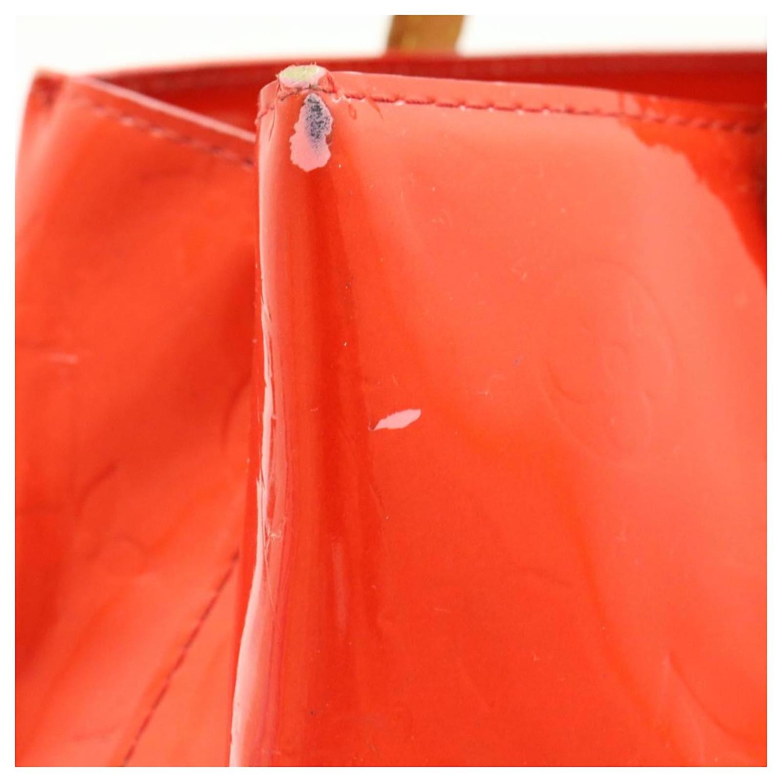 LOUIS VUITTON Monogram Vernis Reade PM Hand Bag Red M91088 LV Auth ai602  Patent leather ref.942113 - Joli Closet