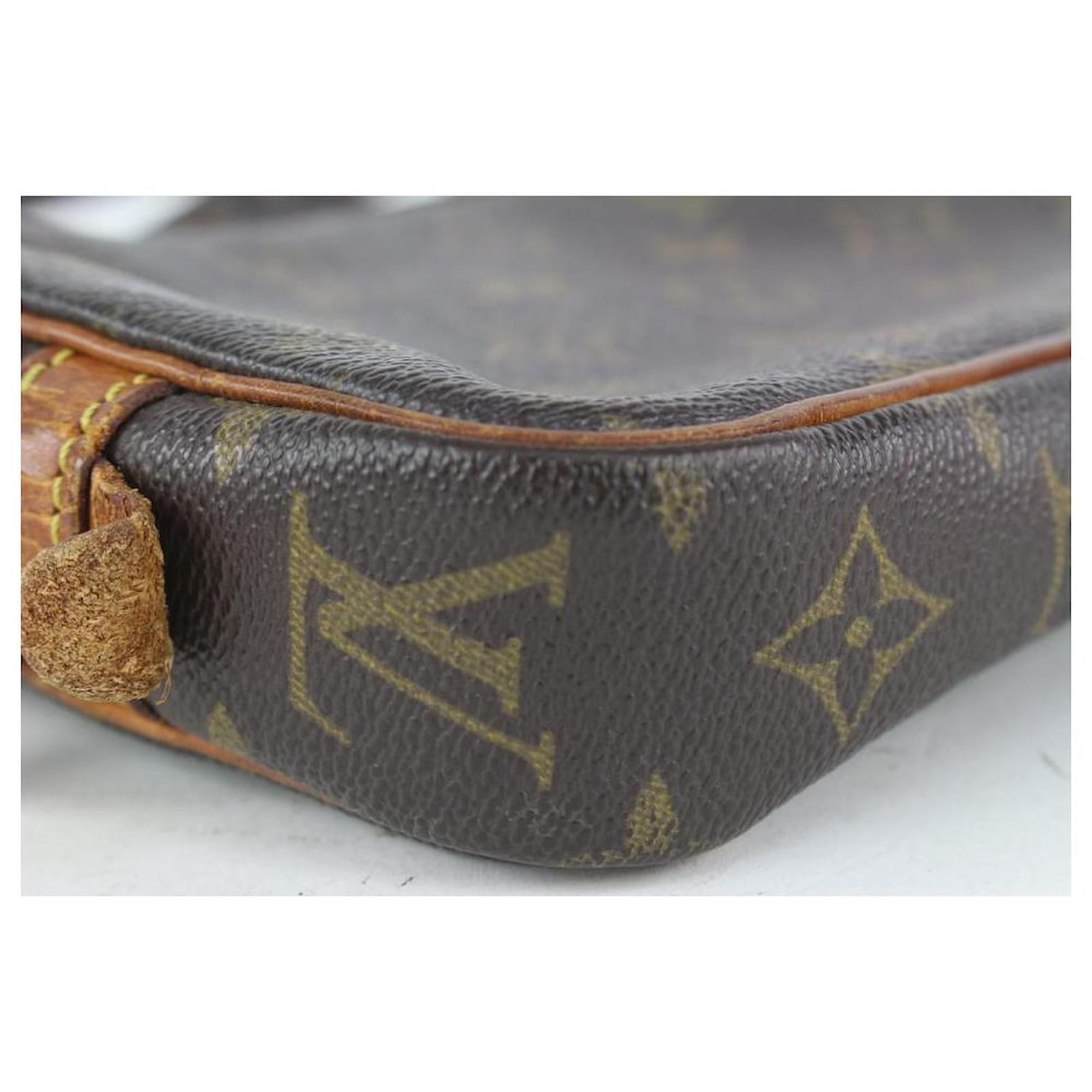 Louis Vuitton Monogram Pochette Marly Bandouliere Crossbody Bag 13LV929  Leather ref.382466 - Joli Closet