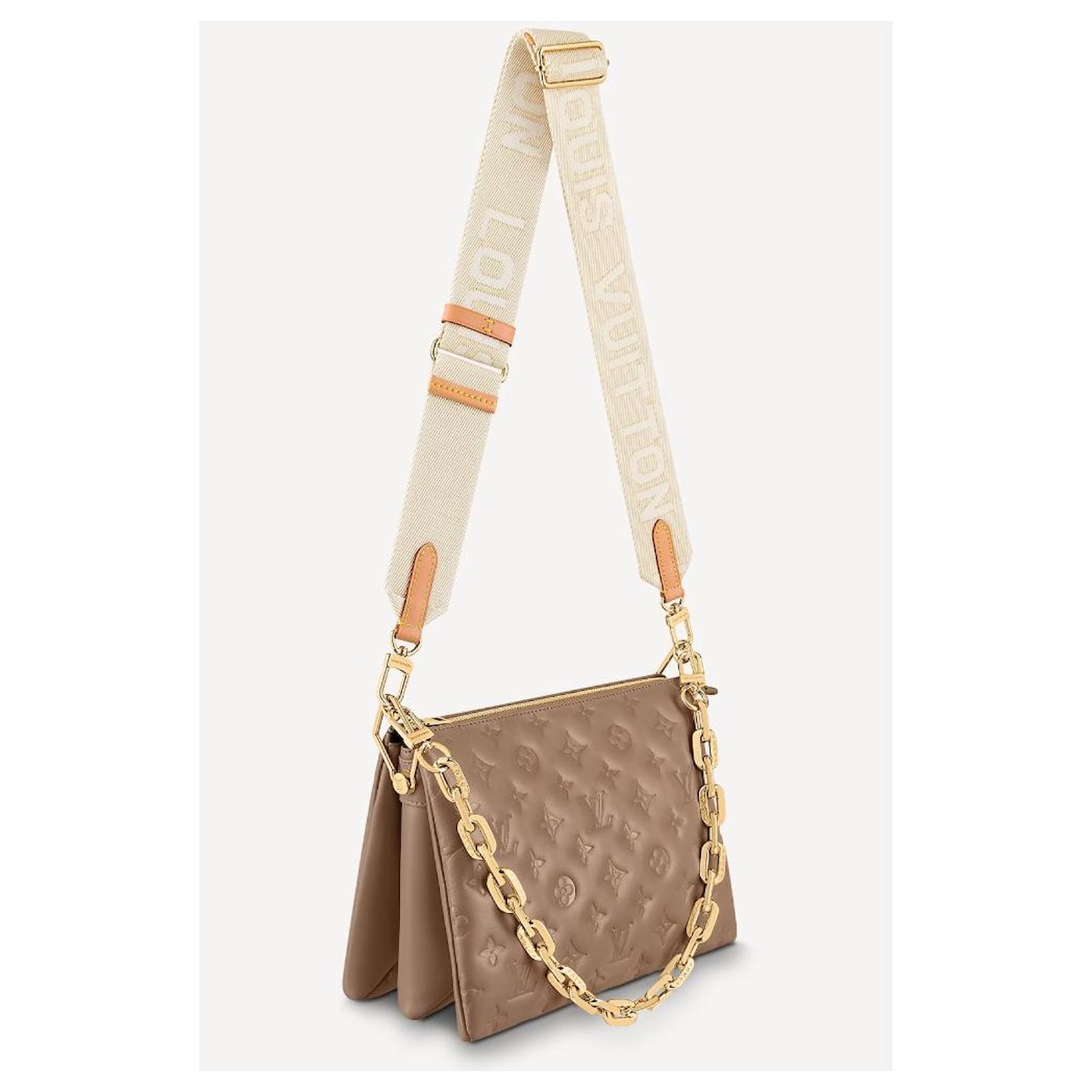 Louis Vuitton Coussin Handbag 386247