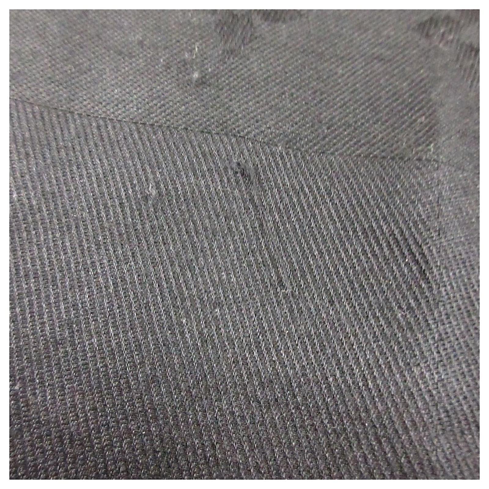 Louis Vuitton Scarf Black Silk ref.384475 - Joli Closet
