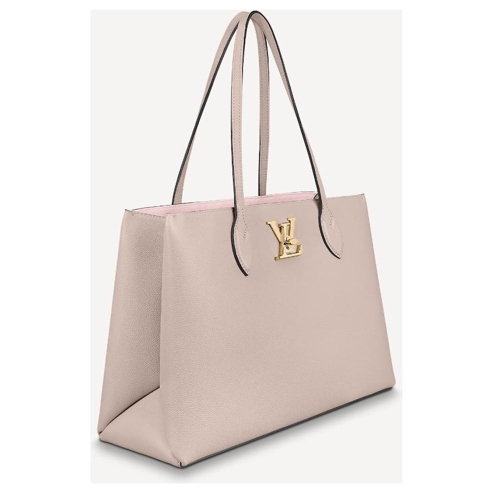 Handbags Louis Vuitton LV Lockme Shopper New