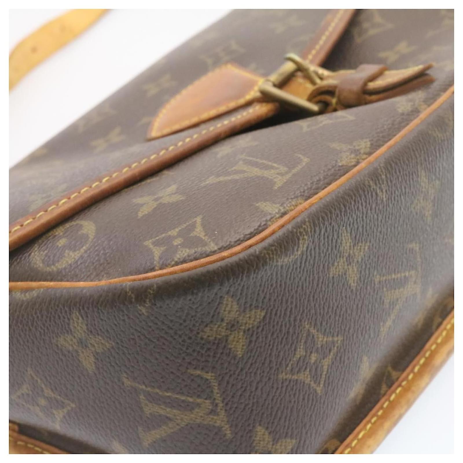 LOUIS VUITTON Monogram Sologne Shoulder Bag M42250 LV Auth ar4803 Brown  Cloth ref.385915 - Joli Closet