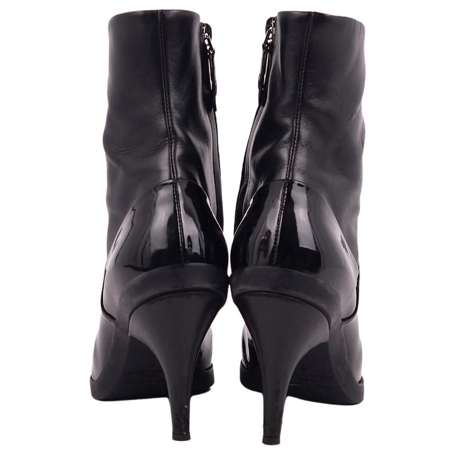 Usado] Louis Vuitton LOUIS VUITTON botas de tiro con cremallera lateral  bombas de charol zapatos italianos cuero de mujer negro talla 35 (22 cm  equivalente) ref.388544 - Joli Closet