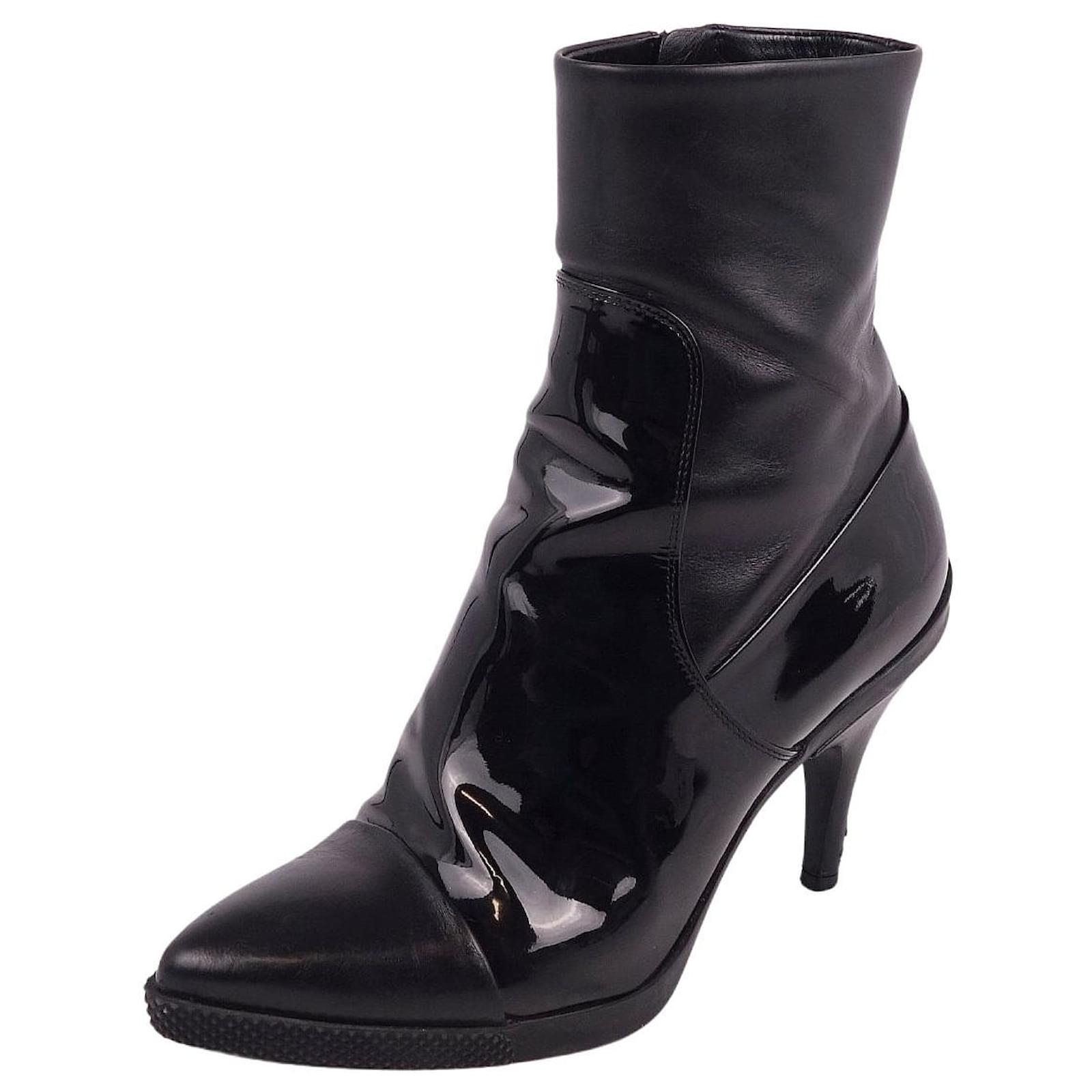 Usado] Louis Vuitton LOUIS VUITTON botas de tiro con cremallera lateral  bombas de charol zapatos italianos cuero de mujer negro talla 35 (22 cm  equivalente) ref.388544 - Joli Closet