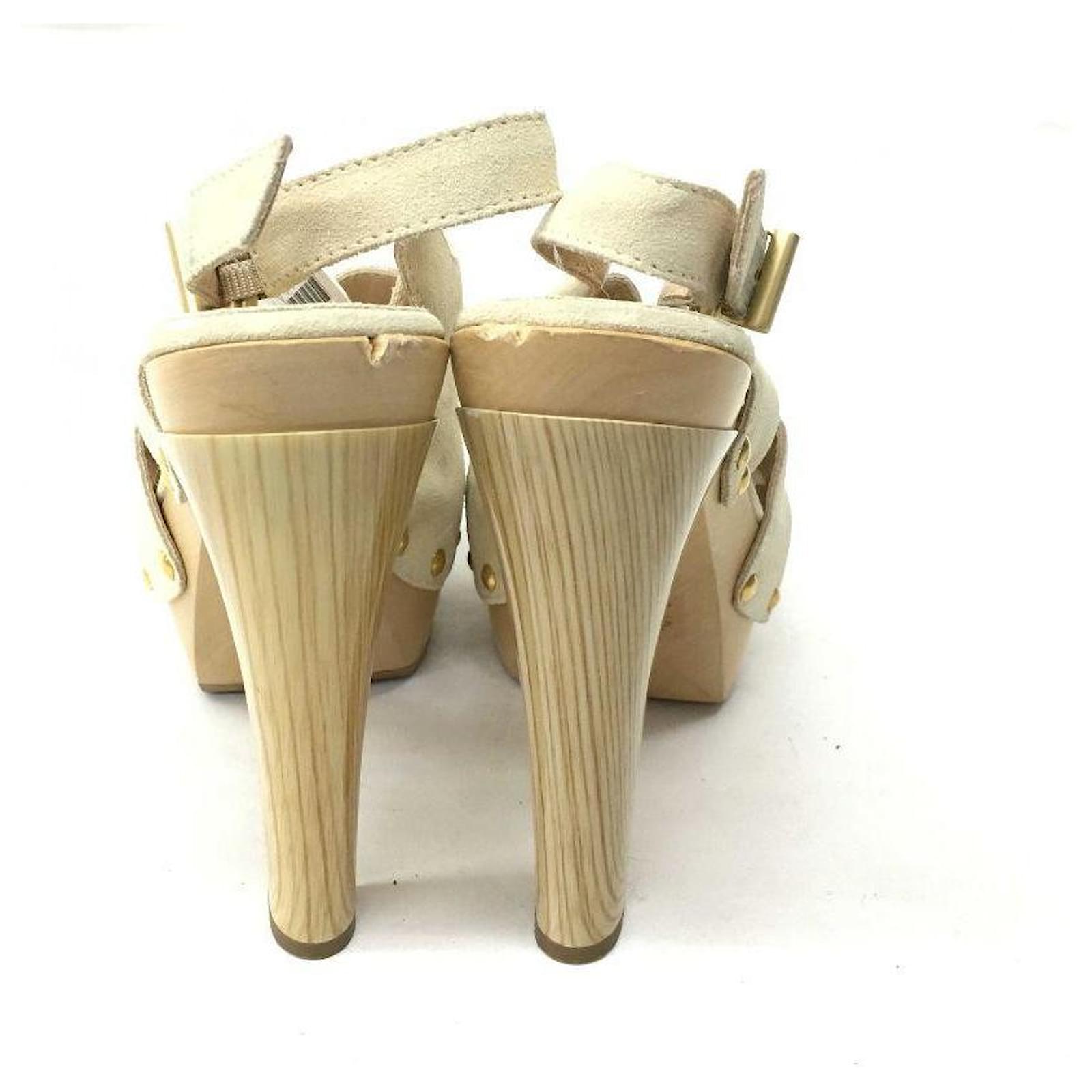 fendi wooden sandals