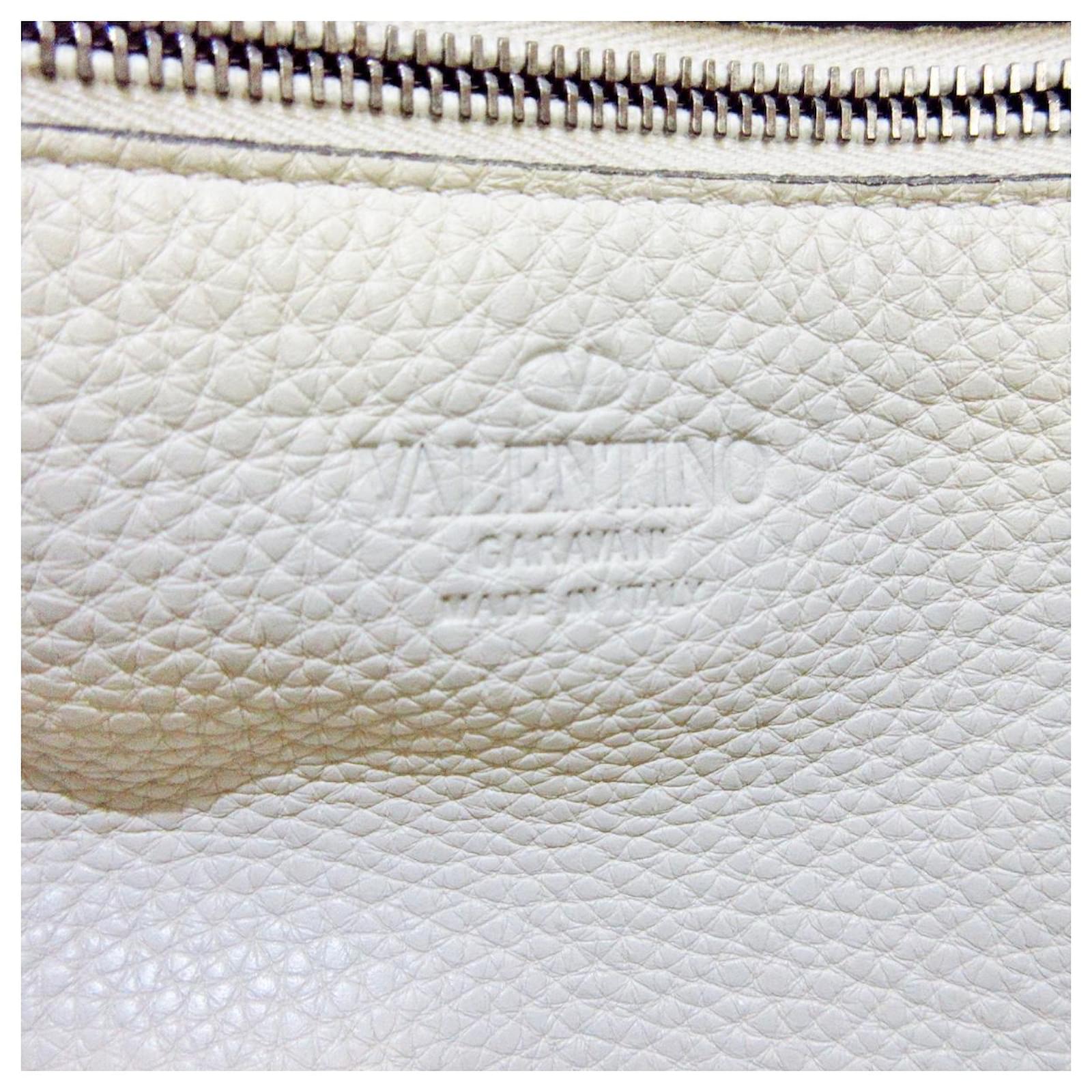 Valentino Garavani Rockstud Cream Leather ref.389318 - Joli Closet