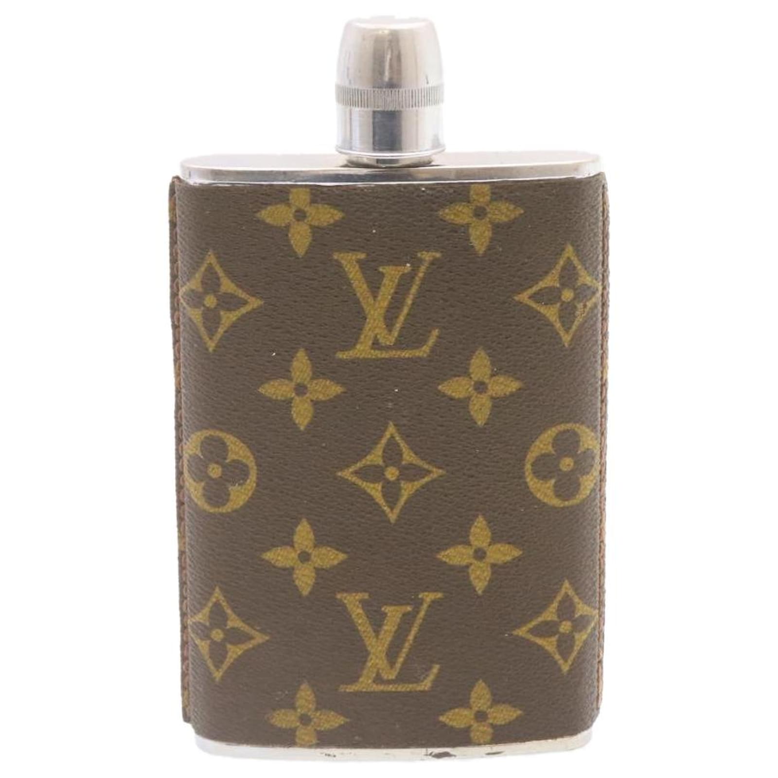 LOUIS VUITTON Monogram Hip Flask LV Auth sy183 Brown Metal ref