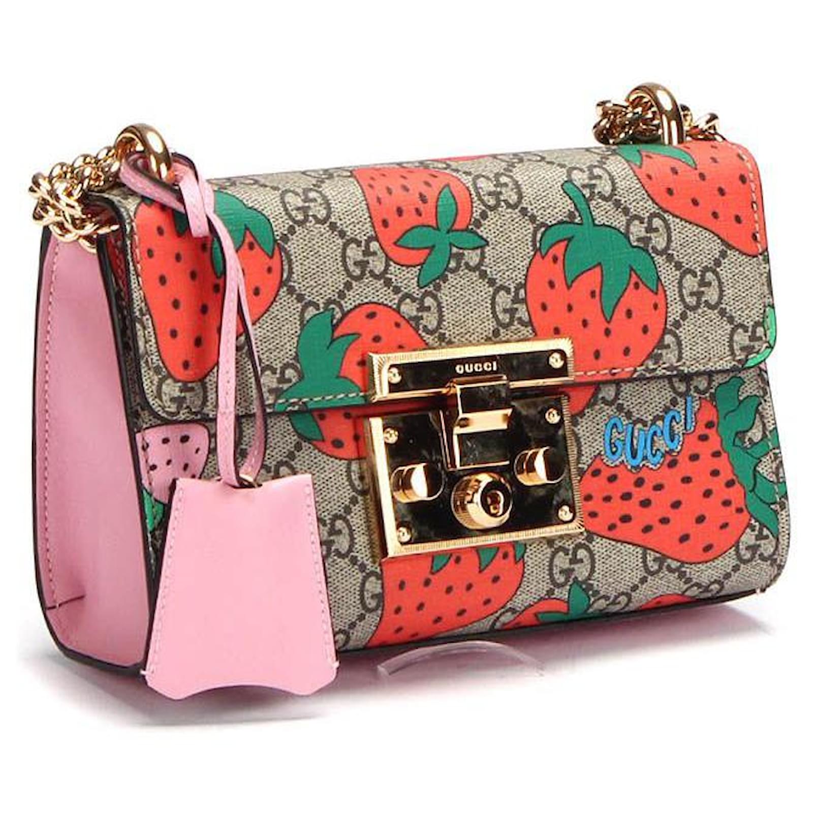 gucci strawberry padlock
