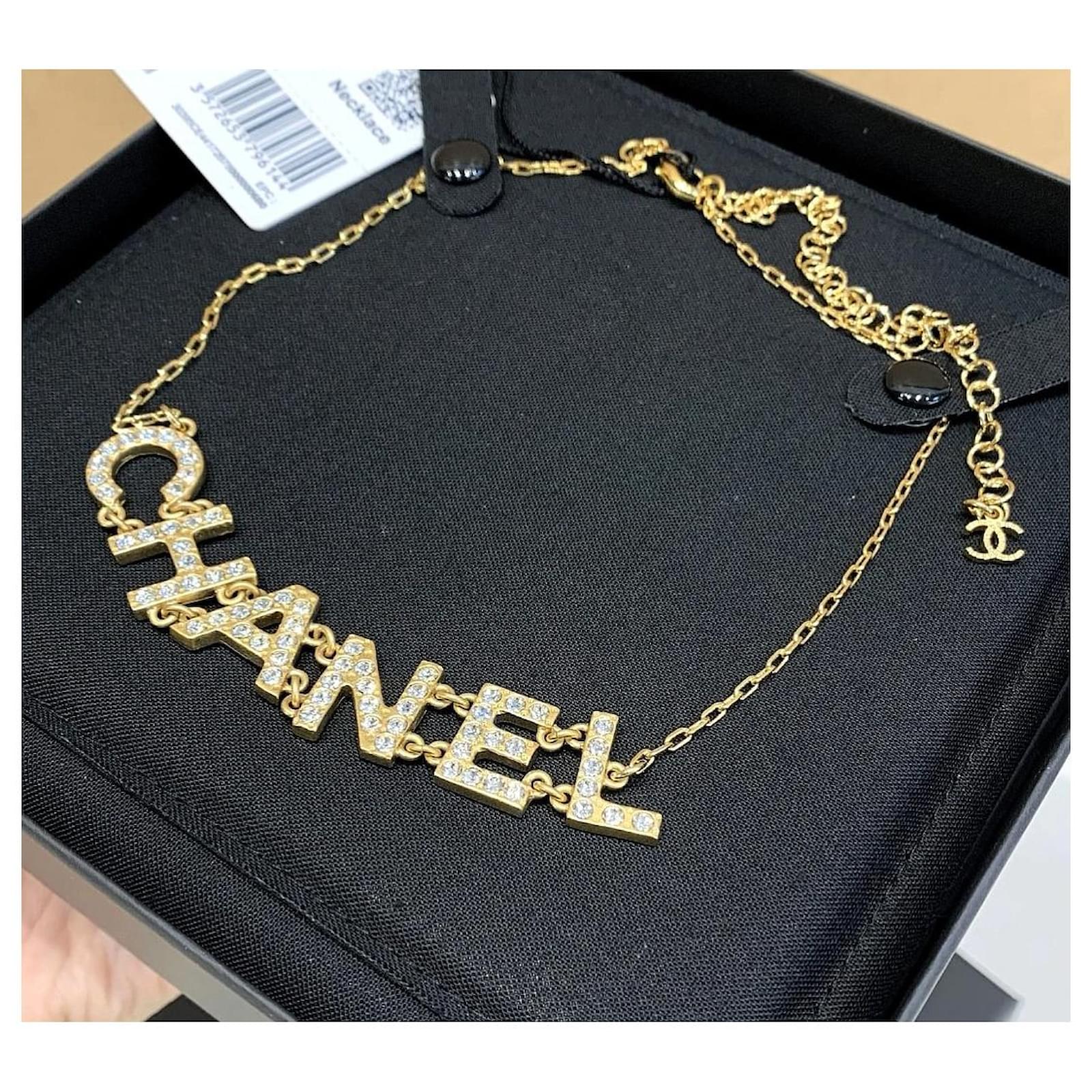 CHANEL Gold rhinestone necklace choker Gold hardware Metal ref.391692 -  Joli Closet