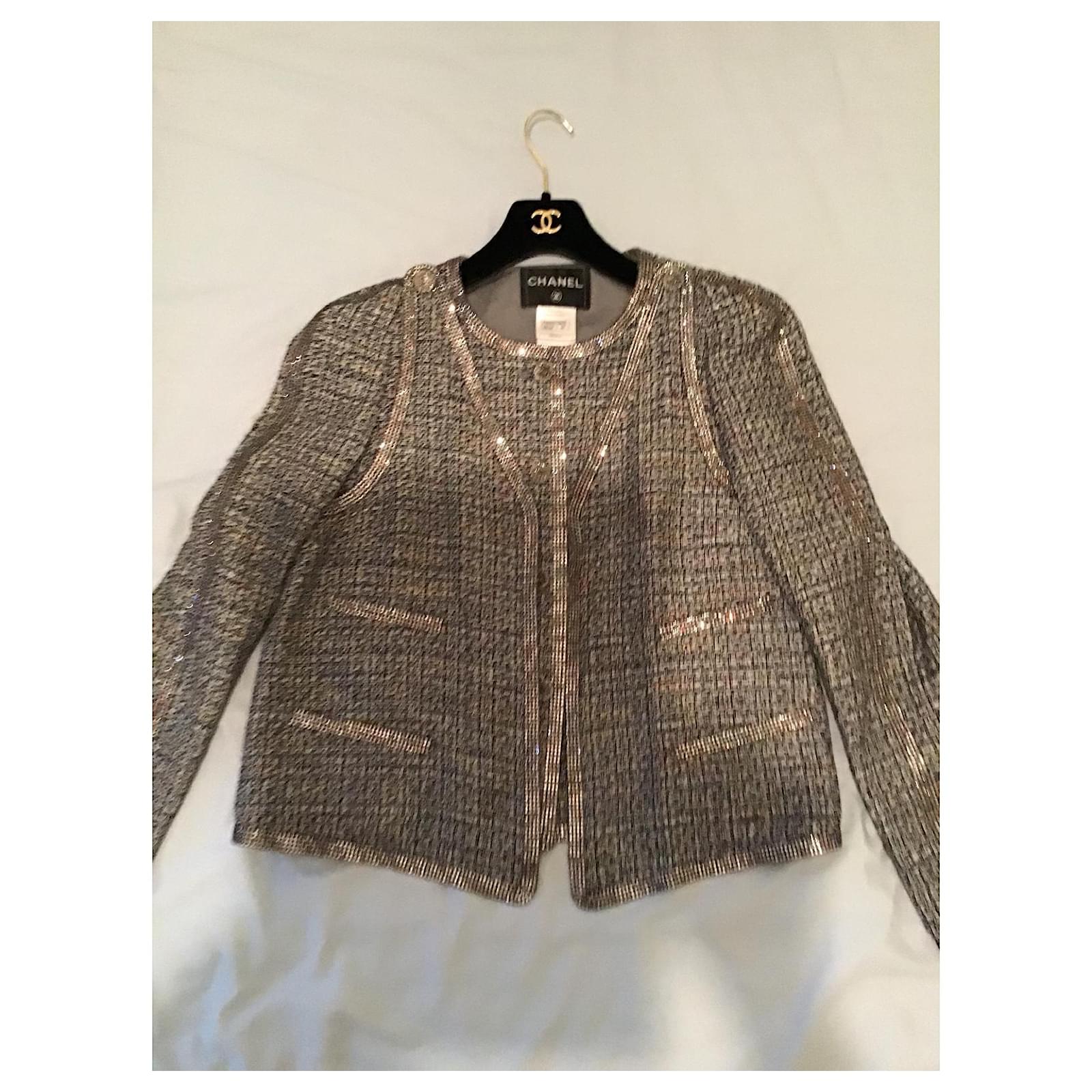 Chanel silver gray craftsmanship jacket Silvery Tweed ref.391951 - Joli ...