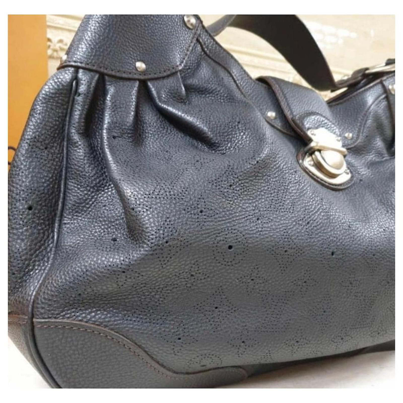 Bags, Louis Vuitton Solar Gm Mahina Leather